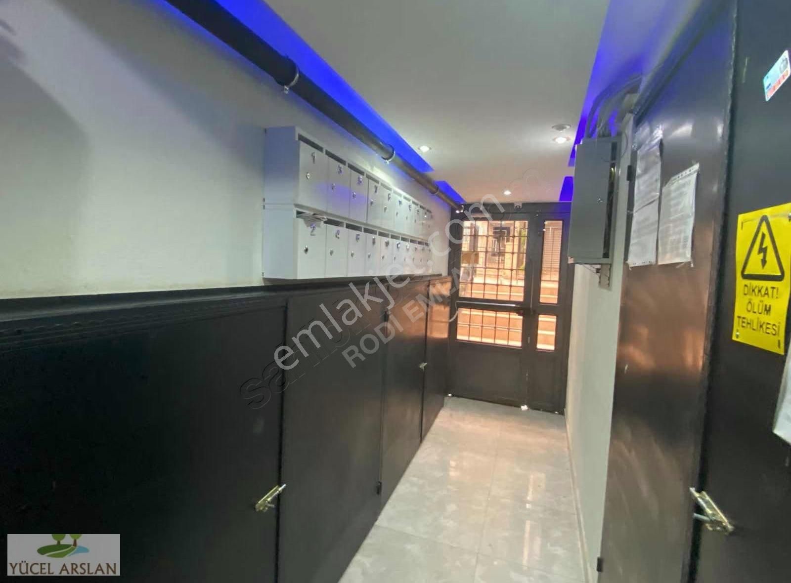 Çiğli Opet Üzerinde Kiralık 2+1 Daire A.mutfak Doğalgazlı - Görsel 4