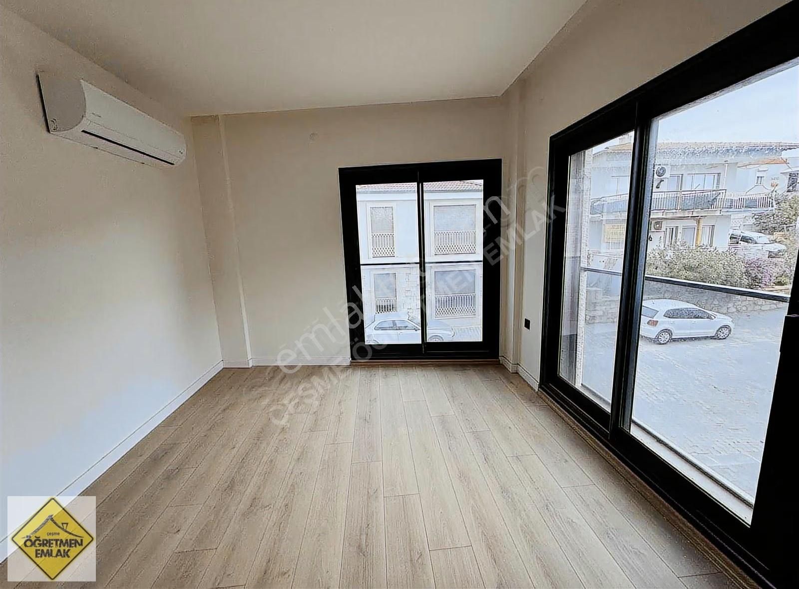 Çeşme Dalyan Da Marina Ya Çok Yakın 2 Oda 1 Salon Satılık Daire