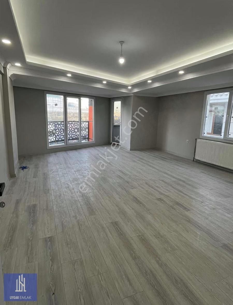 Uygar Emlaktan Şirinevler Mahallesinde 5+2 Dublex Sıfır Daire