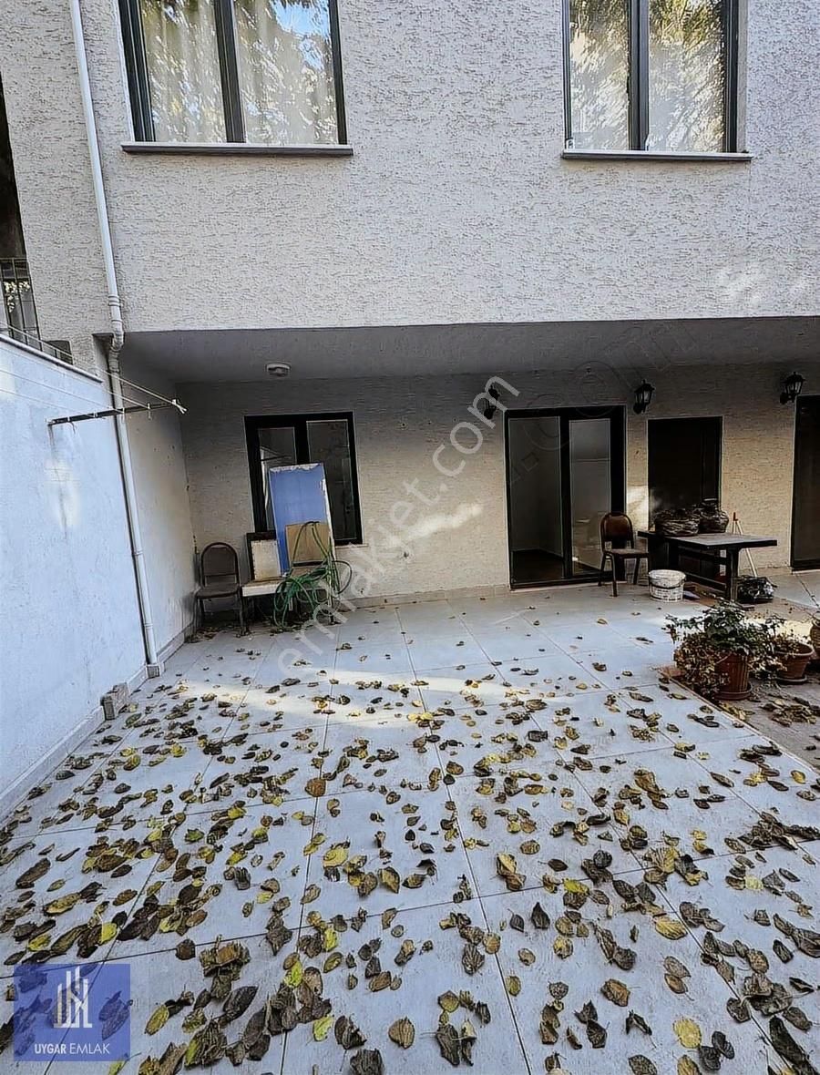 Uygar Emlaktan Altıntepsi Mahallesinde Sıfır 2+1 Daire