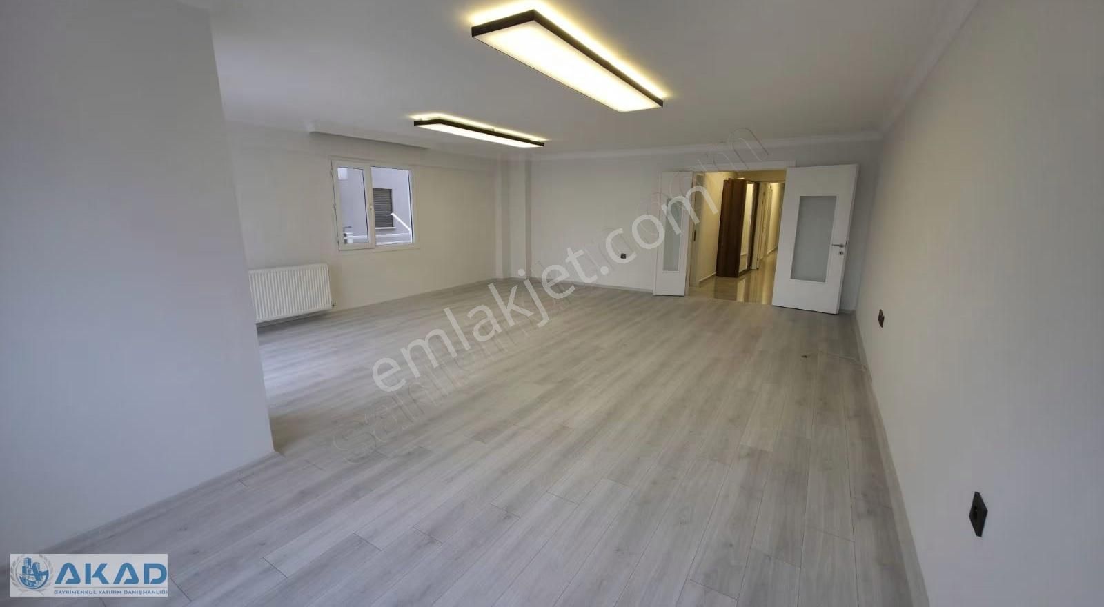 Akad'dan Güzelyalı 168 Metrekare Asansör Otopark Ara Kat Köşe.. - Görsel 6
