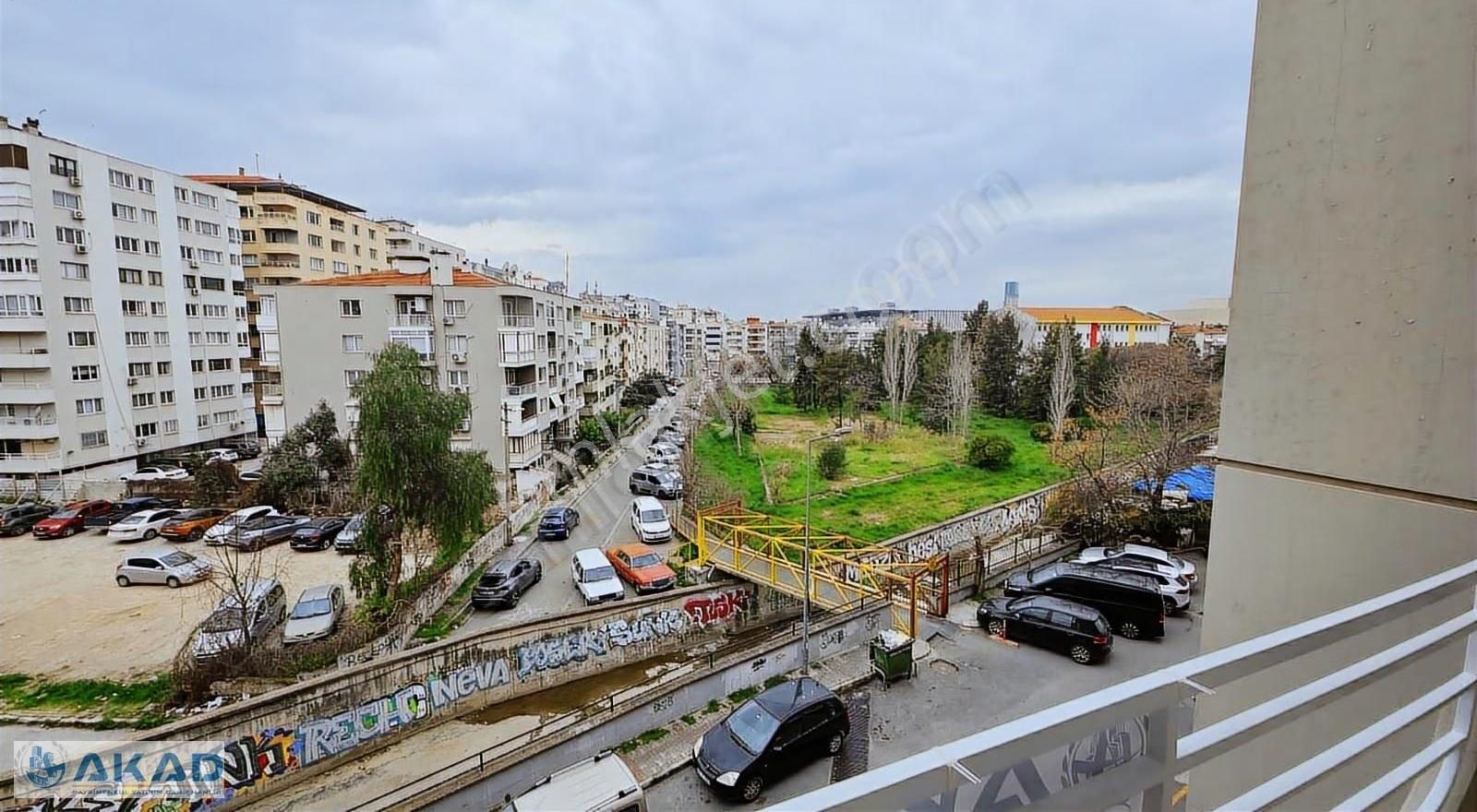 Akad'dan Güzelyalı 168 Metrekare Asansör Otopark Ara Kat Köşe.. - Görsel 7