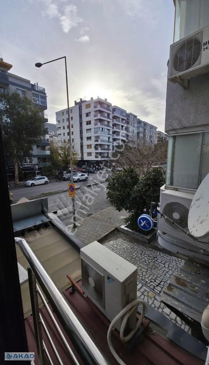 Akad'dan M.paşa Cadde 3+1 Full Yapılı Asansör Ara Kat