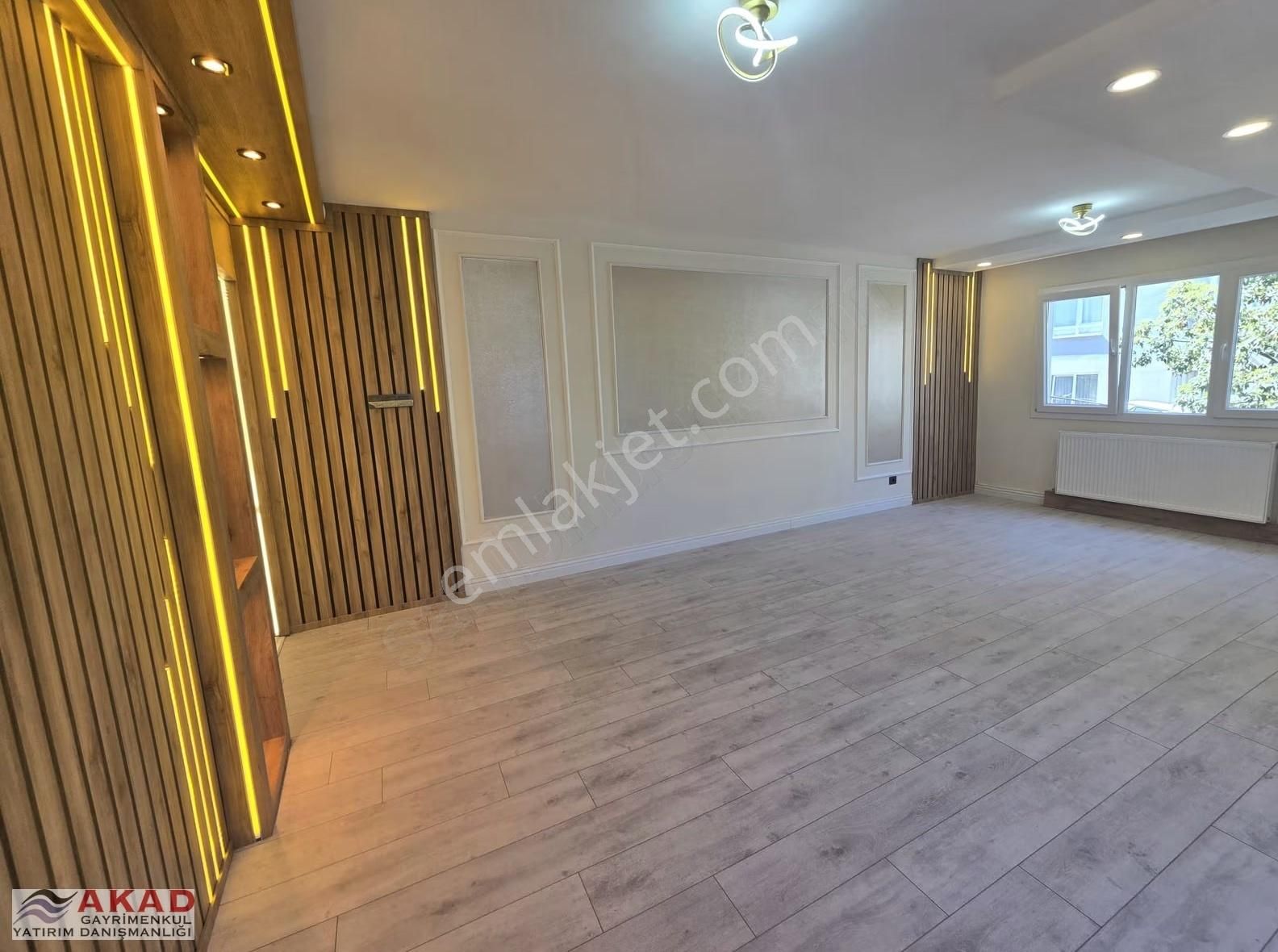 Göztepenin En Merkezi Noktasında, Lüks Yapılı 3+1 Ara-kat D.gazl