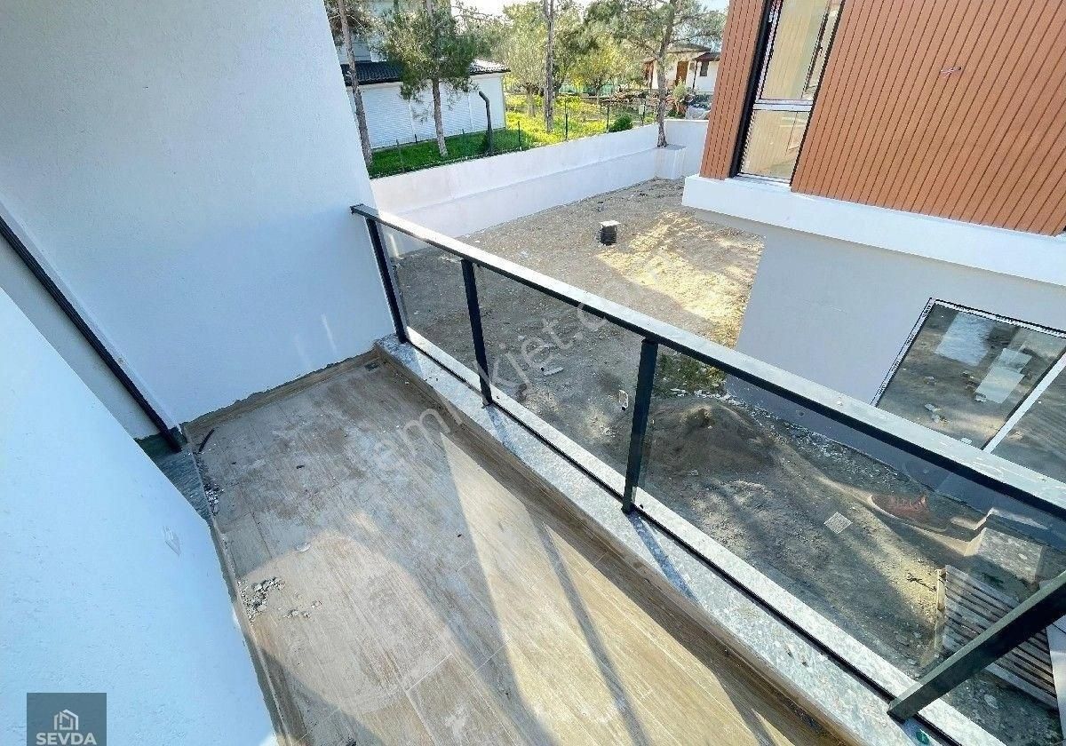 Karaağaç Sahilde 4+1 Havuzlu Villa - Görsel 15