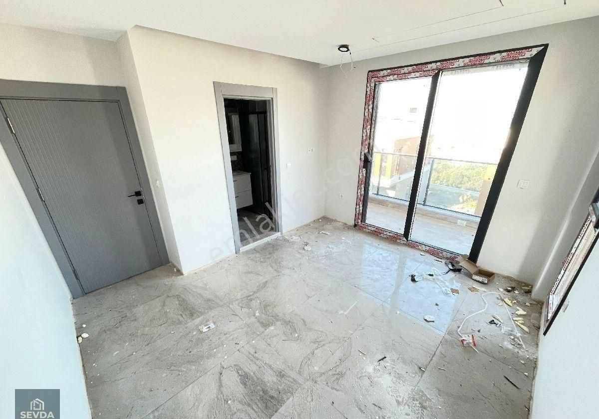 Karaağaç Sahilde 4+1 Havuzlu Villa - Görsel 16