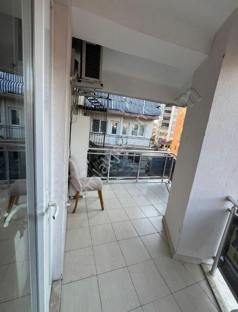 Şehrin Göbeğinde Çınara Yürüme Mesafesinde Satılık Fırsat Daire - Görsel 11