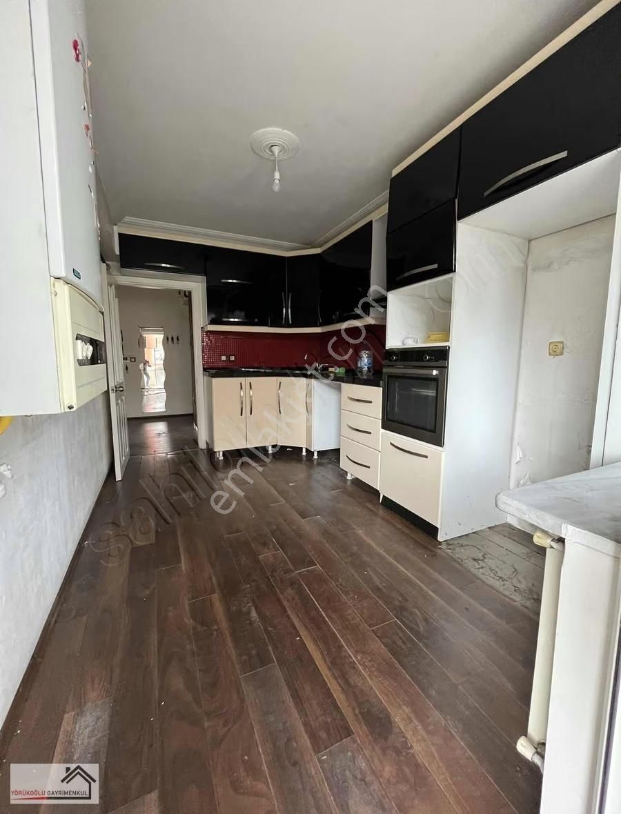 Esentepe Mahallesinde Metroya Yakın 3+1 Arakat Kiralık Daire - Görsel 6