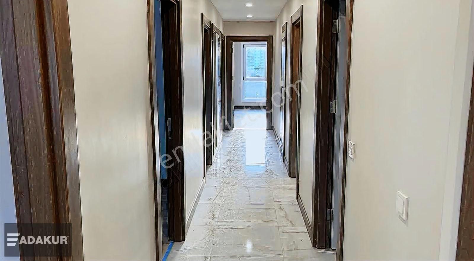Adakur'dan Tual'de Konak Tipi 4,5+1 Kiralık Daire - Görsel 7