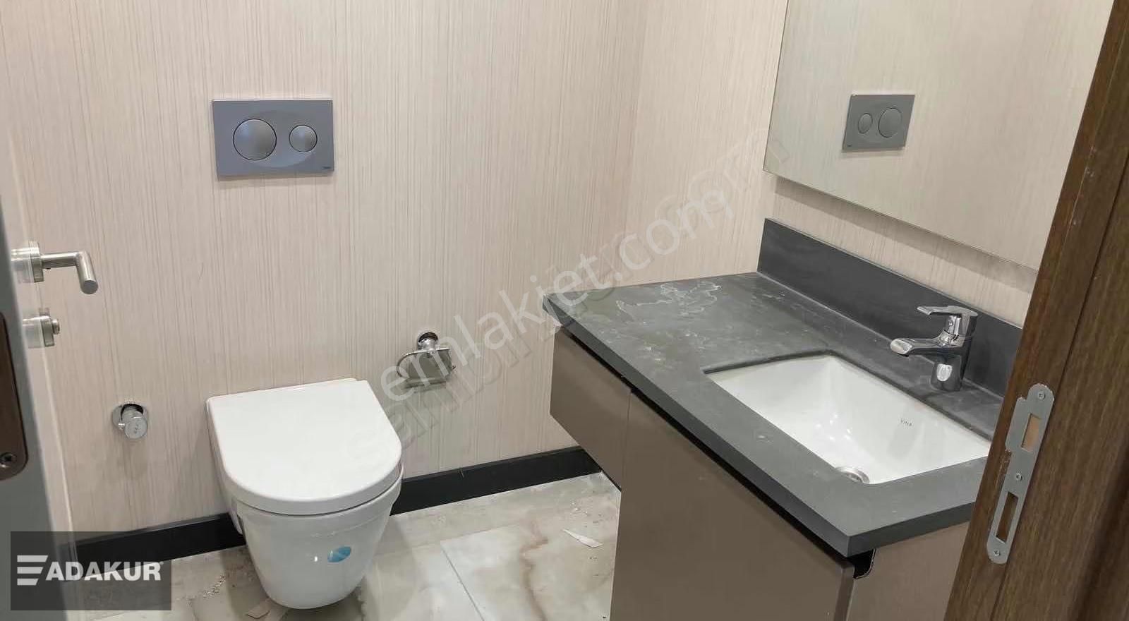 Adakur'dan Tual'de Konak Tipi 4,5+1 Kiralık Daire - Görsel 6