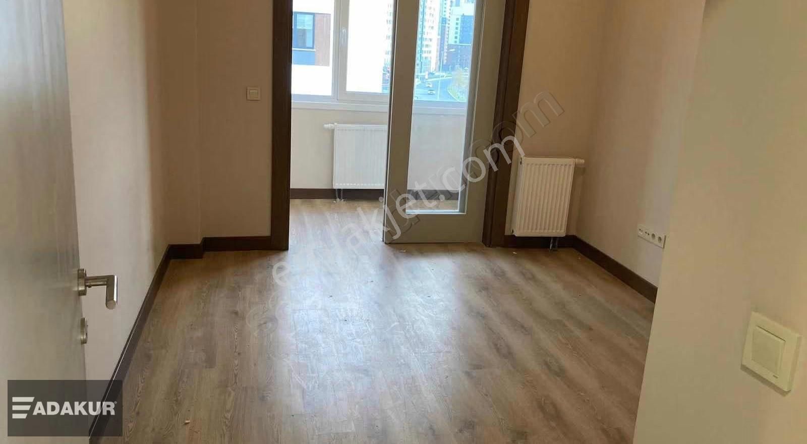 Adakur'dan Tual'de Konak Tipi 4,5+1 Kiralık Daire - Görsel 2