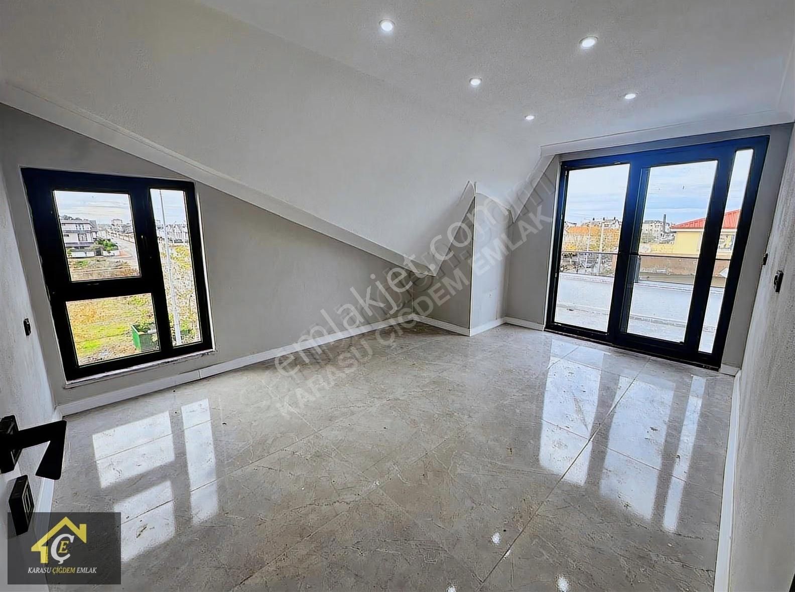 Sakarya Kocaalide Deniz Manzaralı 2+1 Dubleks Daire - Görsel 9