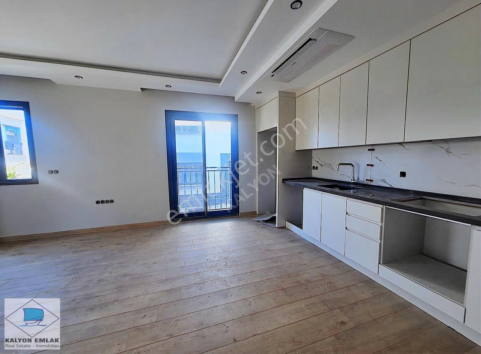 Çeşme Dalyan Da Yerden Isıtmalı, Bahçeli 2+1 Satılık Yeni Daire - Görsel 14