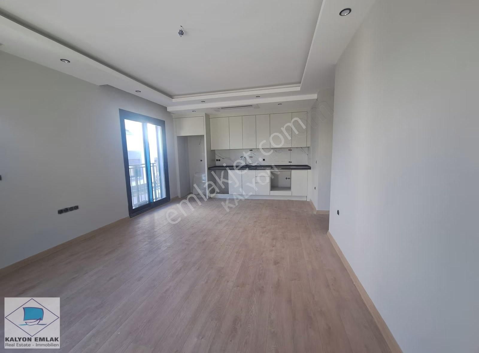 Çeşme Dalyan Da Yerden Isıtmalı, Bahçeli 2+1 Satılık Yeni Daire - Görsel 5