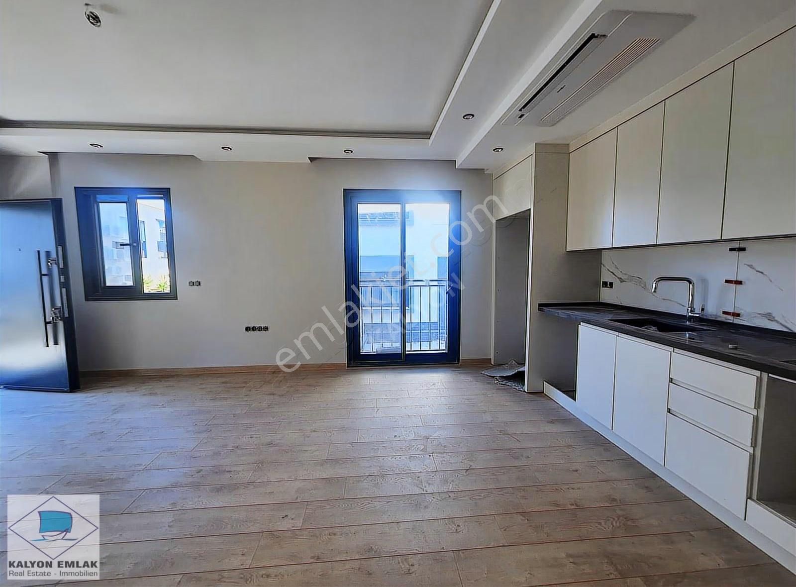 Çeşme Dalyan Da Yerden Isıtmalı, Bahçeli 2+1 Satılık Yeni Daire - Görsel 19