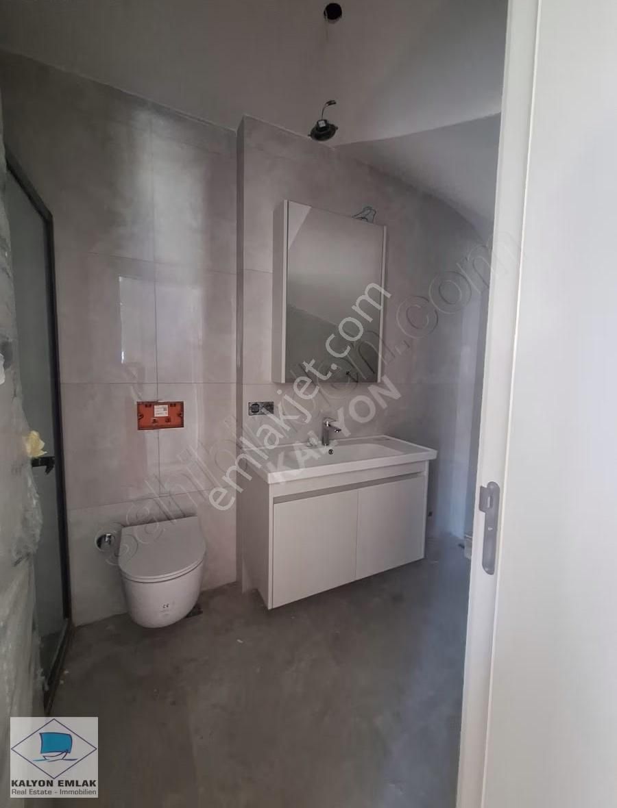 Çeşme Dalyan Da Yerden Isıtmalı, Bahçeli 2+1 Satılık Yeni Daire - Görsel 3