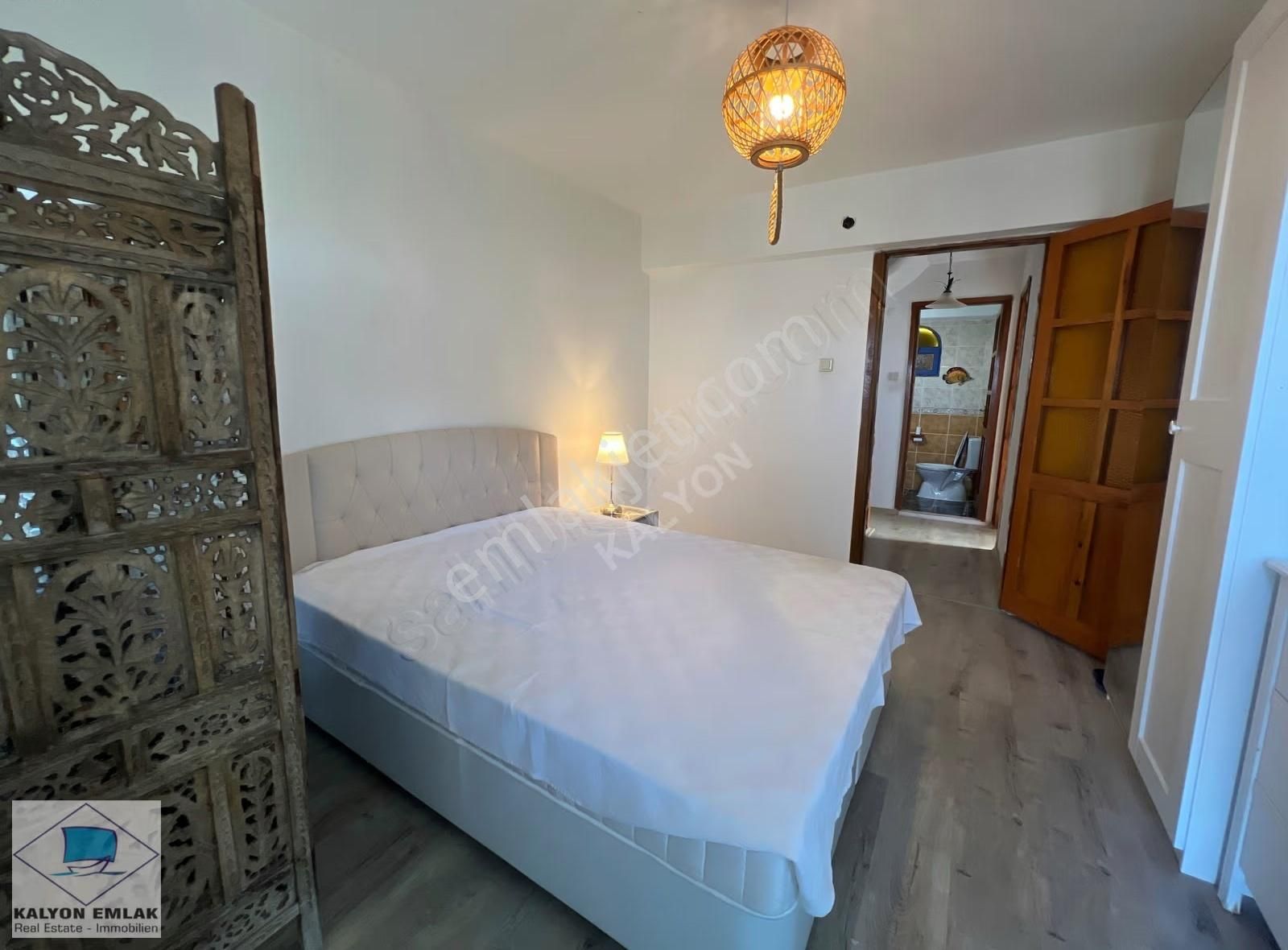 Ildırı Körfez Sitesi'nde Panoramik Deniz Manzaralı Triplex Villa - Görsel 10
