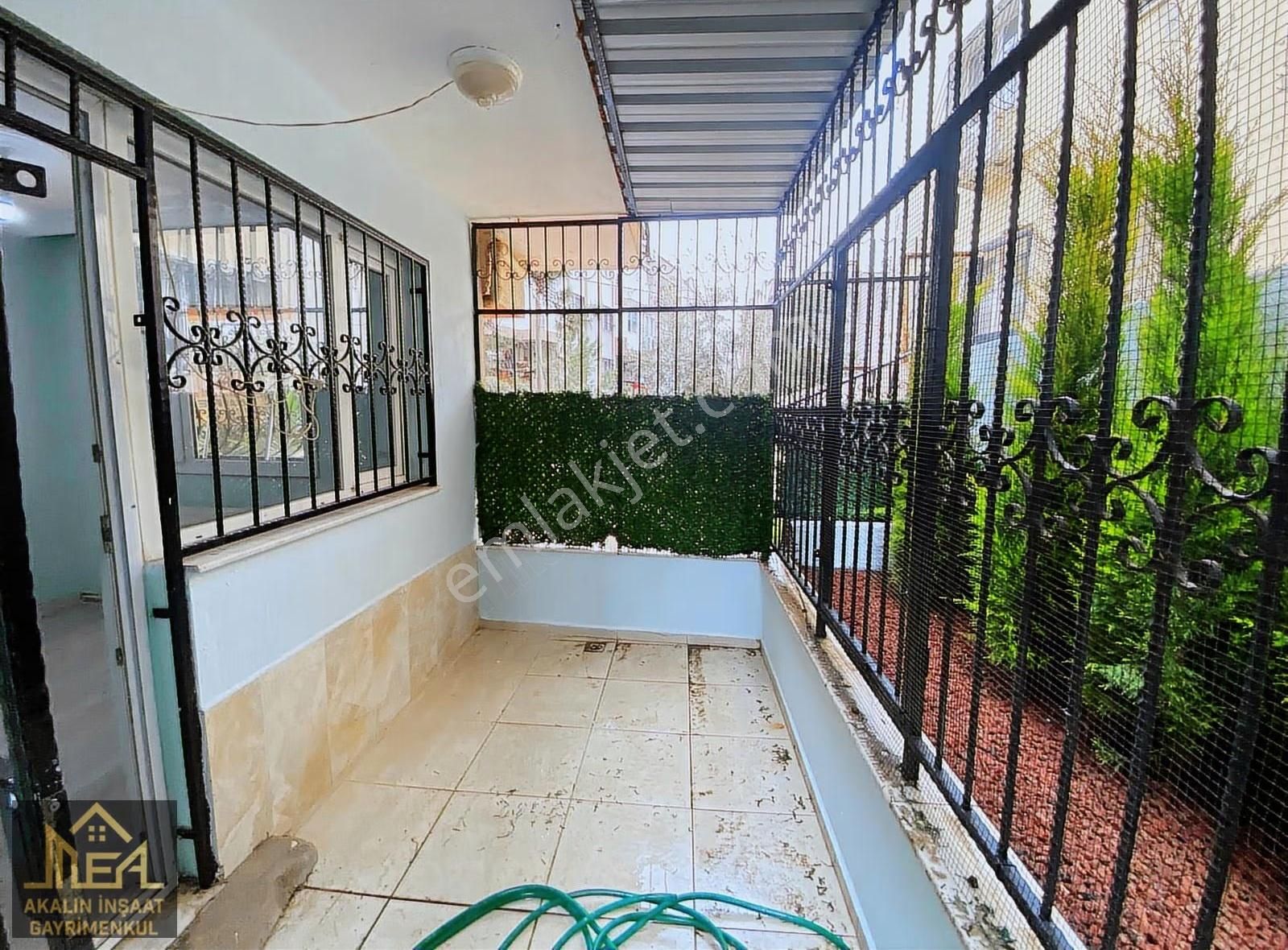 Akalın'dan Akevlerde Bahçeli Genç Binada Bakımlı 2+1 Satılık - Görsel 9
