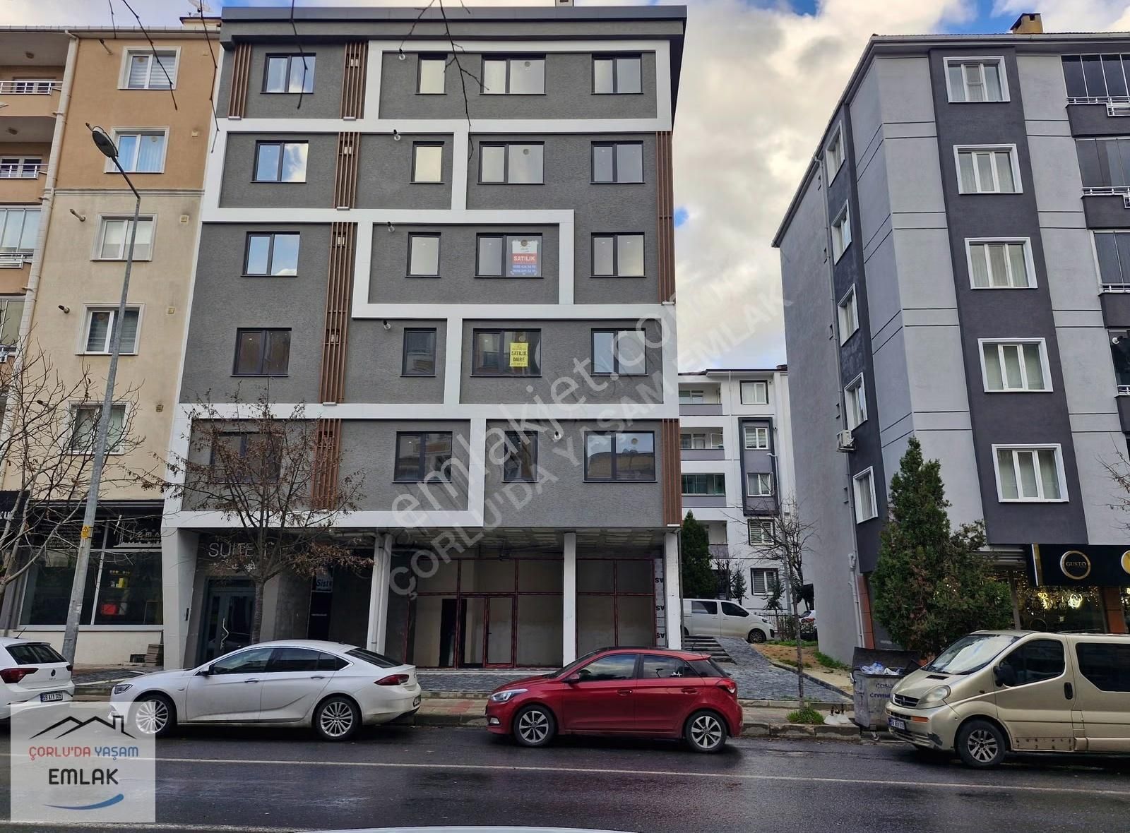 Muhittin Mh.çetin Emeç Blv.üzeri,sıfır,lüks 2+1 Kiralık Daire