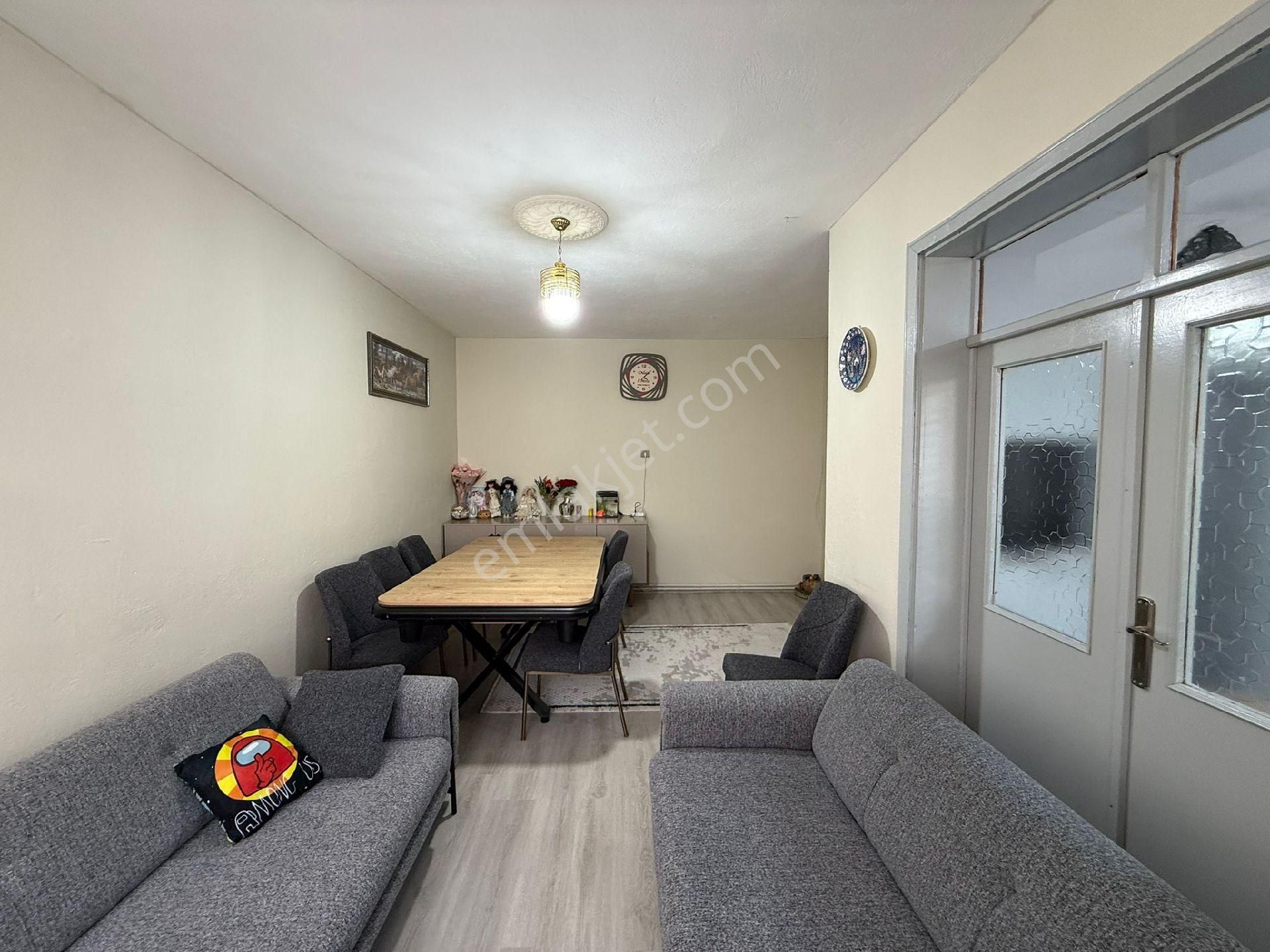 Orhan Gazi Gayrimenkul Den Arakat 3+1 İcerısı Bakımlı Daire Sancak Mah.de - Görsel 6