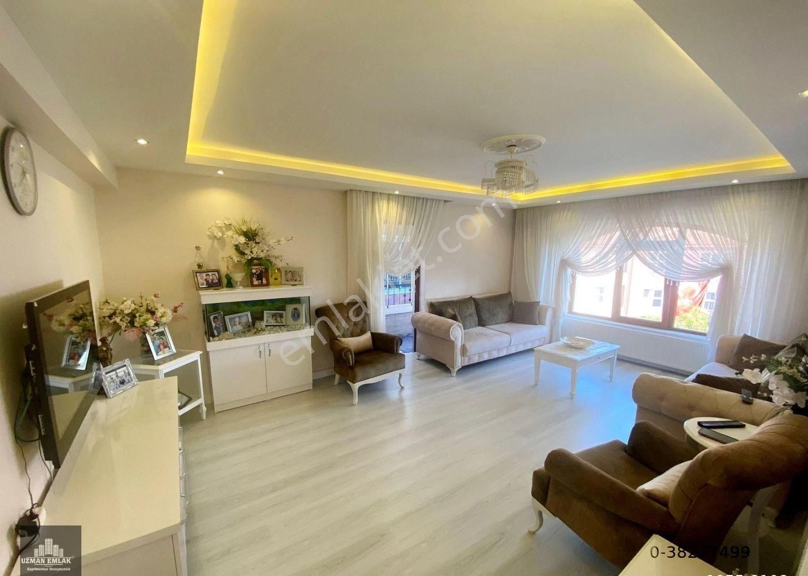 Uzman Emlak'dan İncirli Mh'de Cadde Yakını Ultralüx Yapılı Şehir Manzaralı Isı Yalıtımlı 5+1 Dubleks - Görsel 3