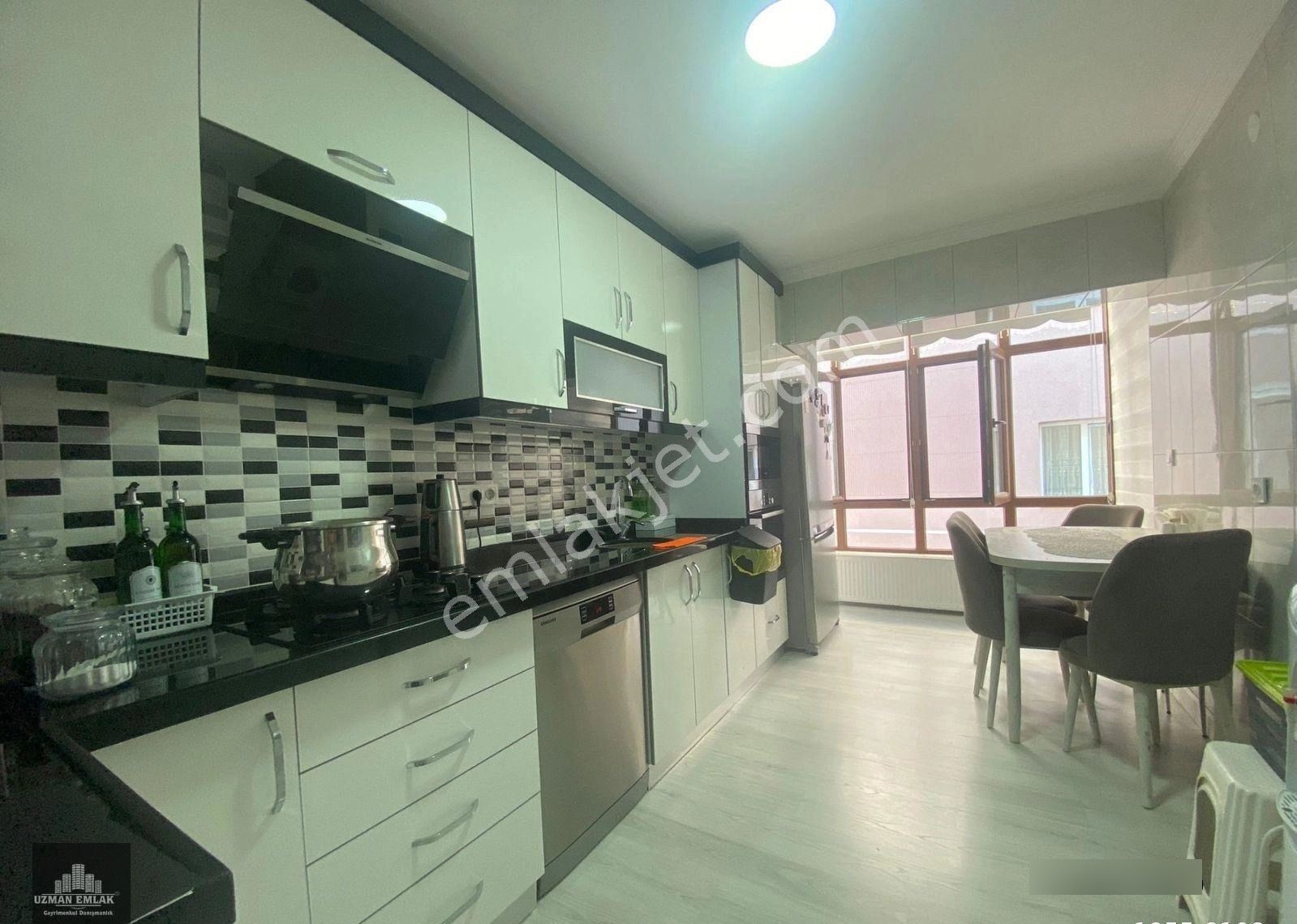 Uzman Emlak'dan İncirli Mh'de Cadde Yakını Ultralüx Yapılı Şehir Manzaralı Isı Yalıtımlı 5+1 Dubleks - Görsel 2