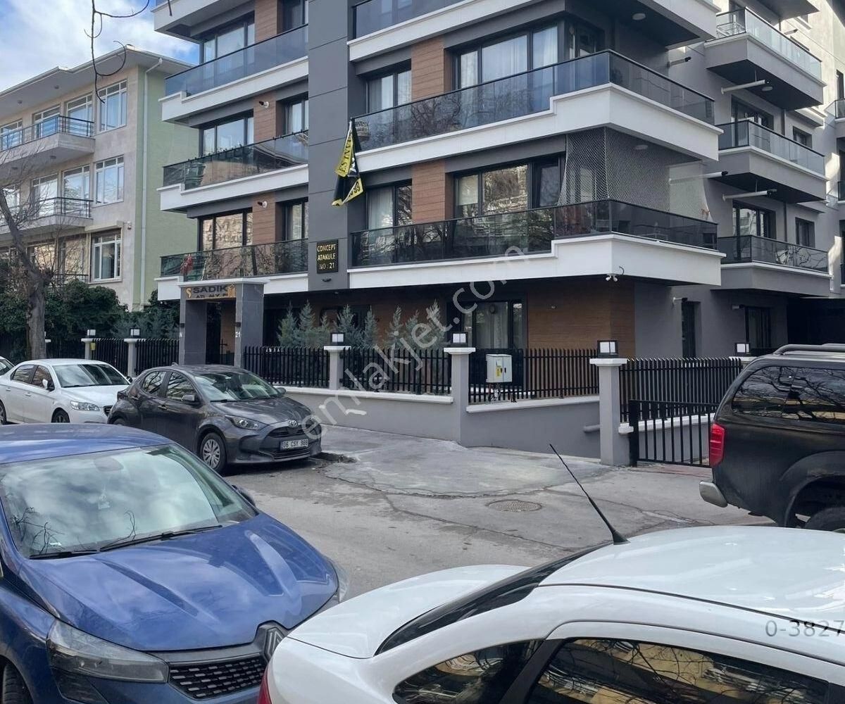 Çankaya Atakule Yakını, Ahmet Mithat Efendi Sokakda 1+1 Kapalı Otoparklı Asansörlü 50 M2 2. Kat A