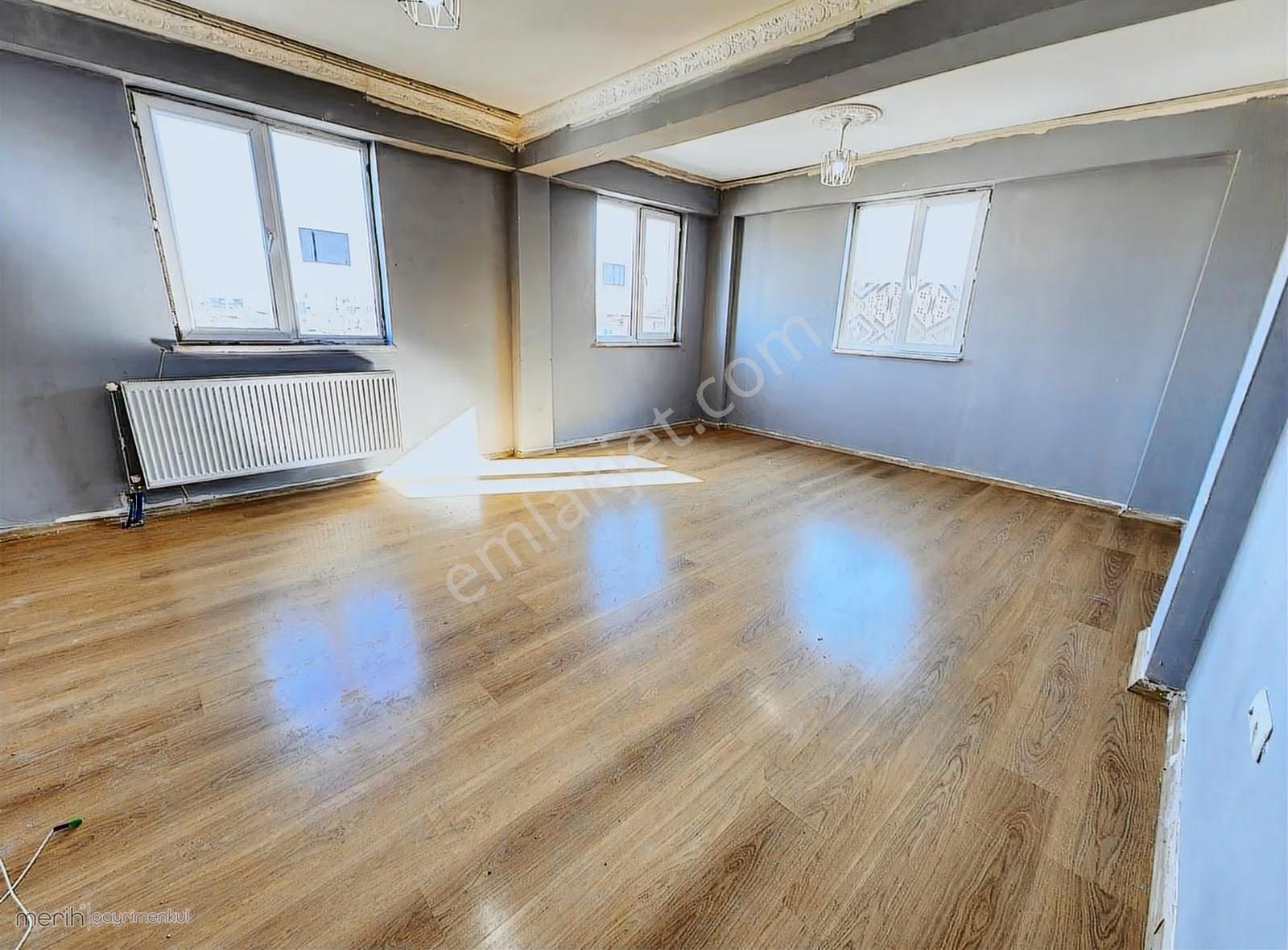 Eskişehir Bağlarında Bakımlı 4+1 Full Yapılı Daire - Cadde Üstü - Görsel 2