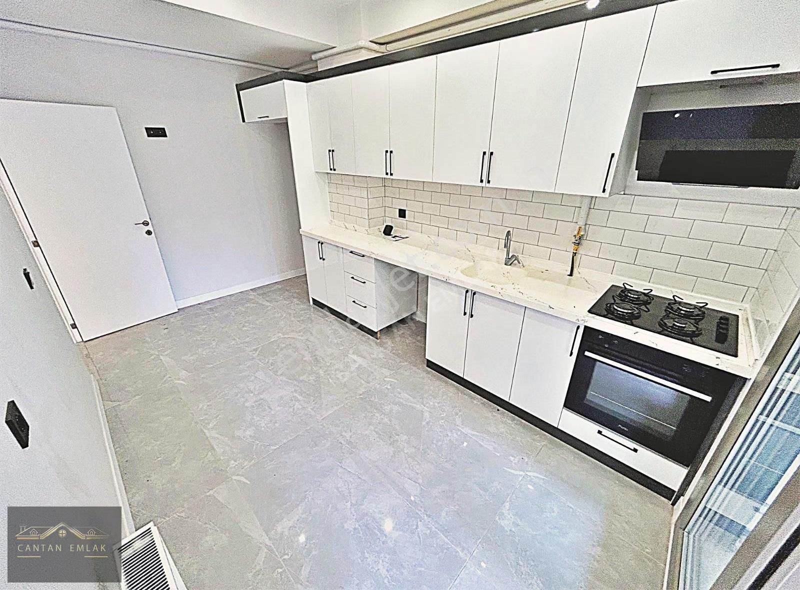 Akçay Merkezde Doğalgazlı 1 Yaşında Ebeveyn Banyolu Lüks Daire - Görsel 22