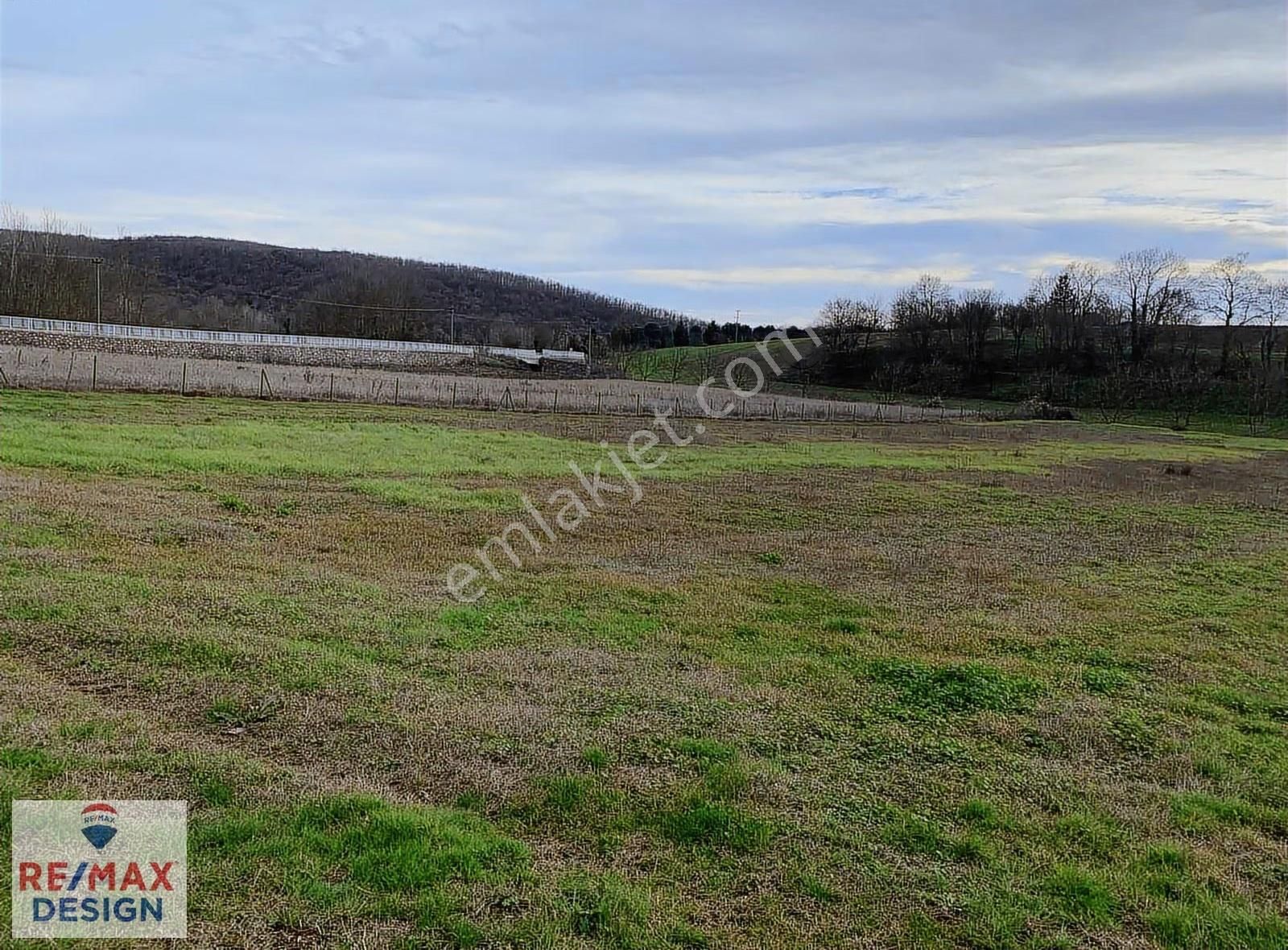 İzmit Yenice Mahallesi'nde 3721 Metre² Satılık Tarla - Görsel 2