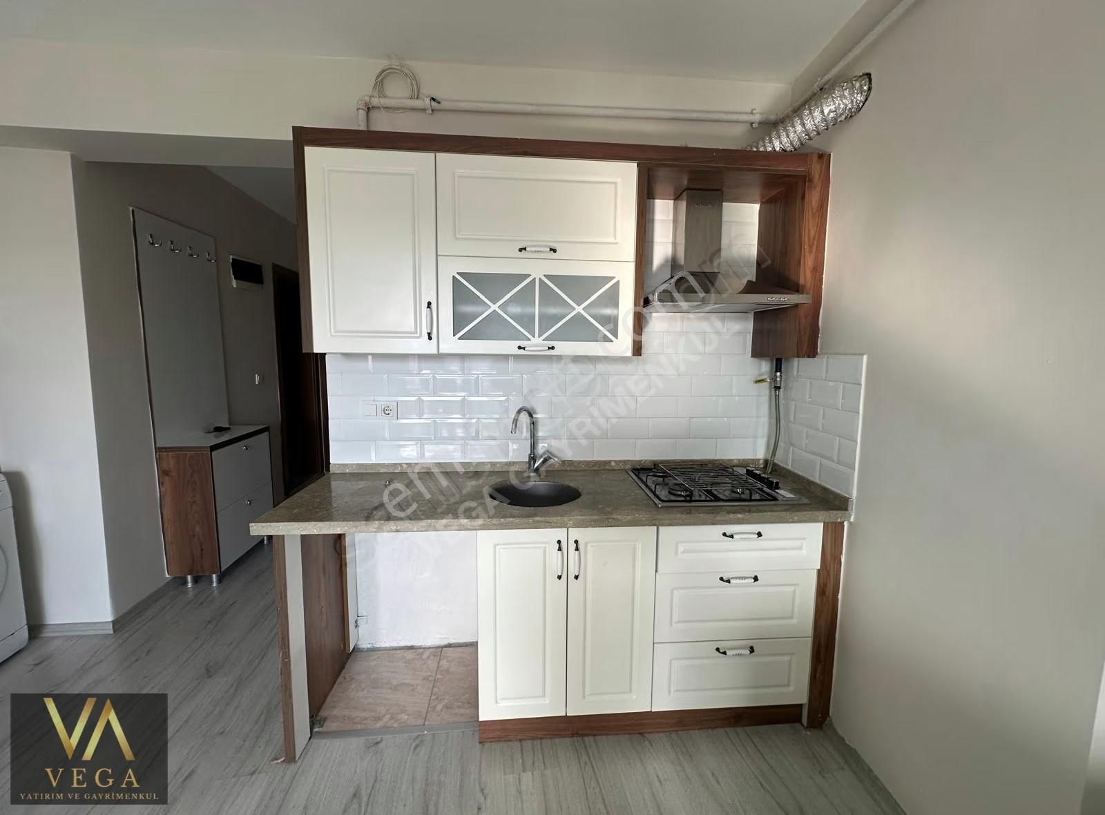 Muradiye Villalar Bölgesi 1+1 Eşyalı Satılık Boş Daire - Görsel 13
