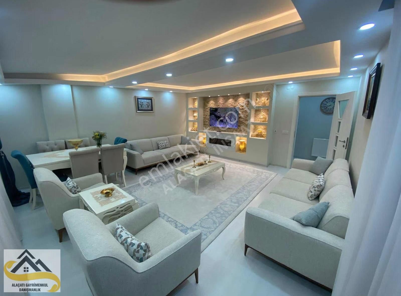 Alaçatı Dan 50.yıl Mah.5. Kat Kat Mülkiyetili Ultra Lüks Daire