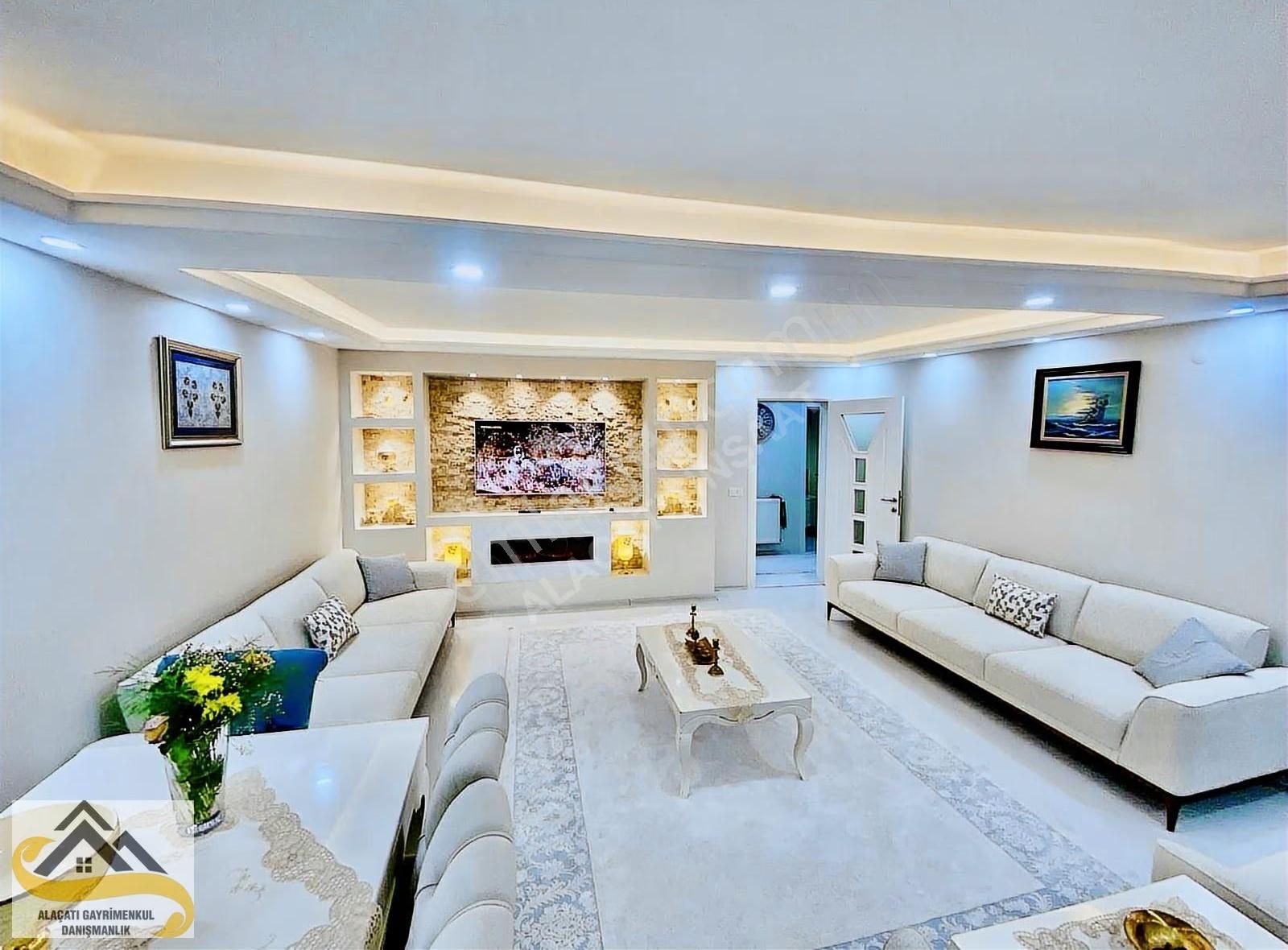 Alaçatı Dan 50.yıl Mah.5. Kat Kat Mülkiyetili Ultra Lüks Daire - Görsel 2