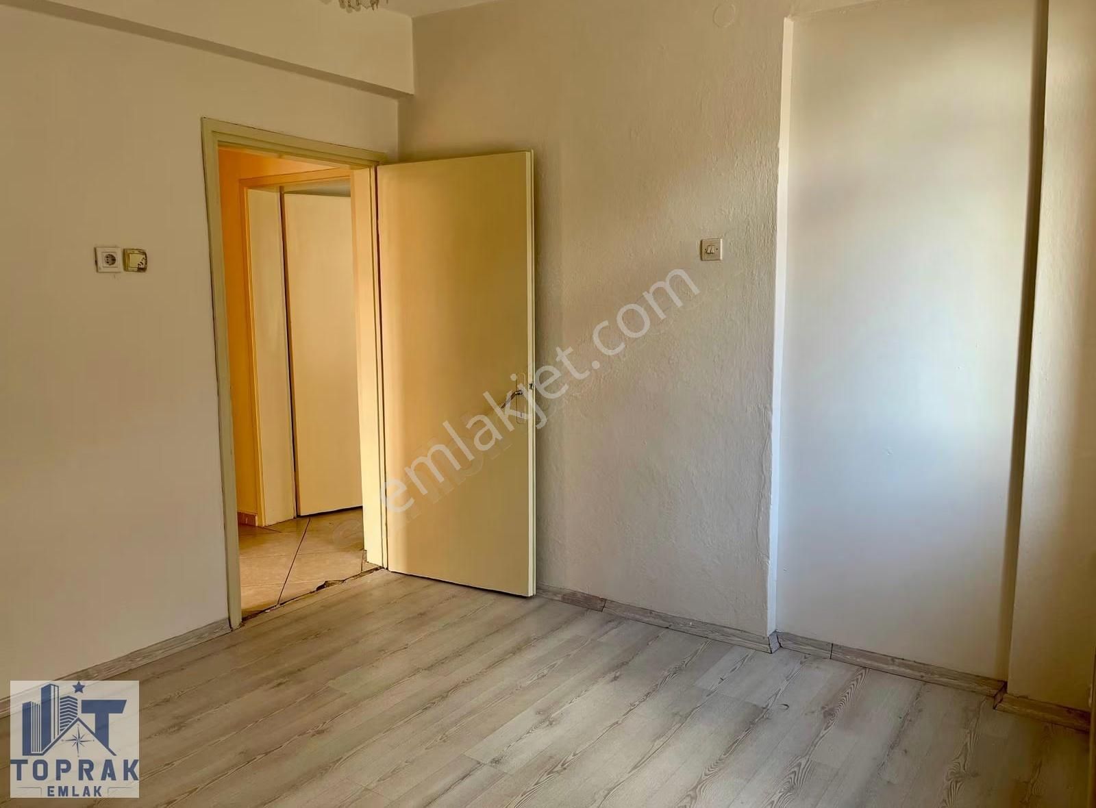 Toprak Emlak'tan Merkezi Konumda / Manzaralı / Ferah Kiralık 2+1 - Görsel 21