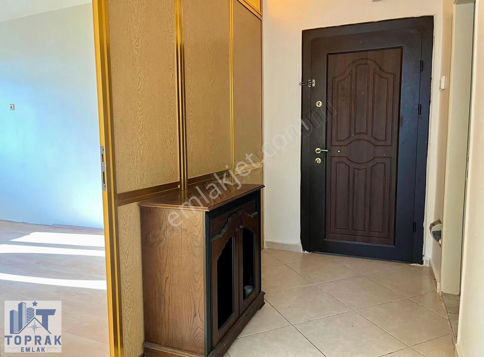 Toprak Emlak'tan Merkezi Konumda / Manzaralı / Ferah Kiralık 2+1 - Görsel 17