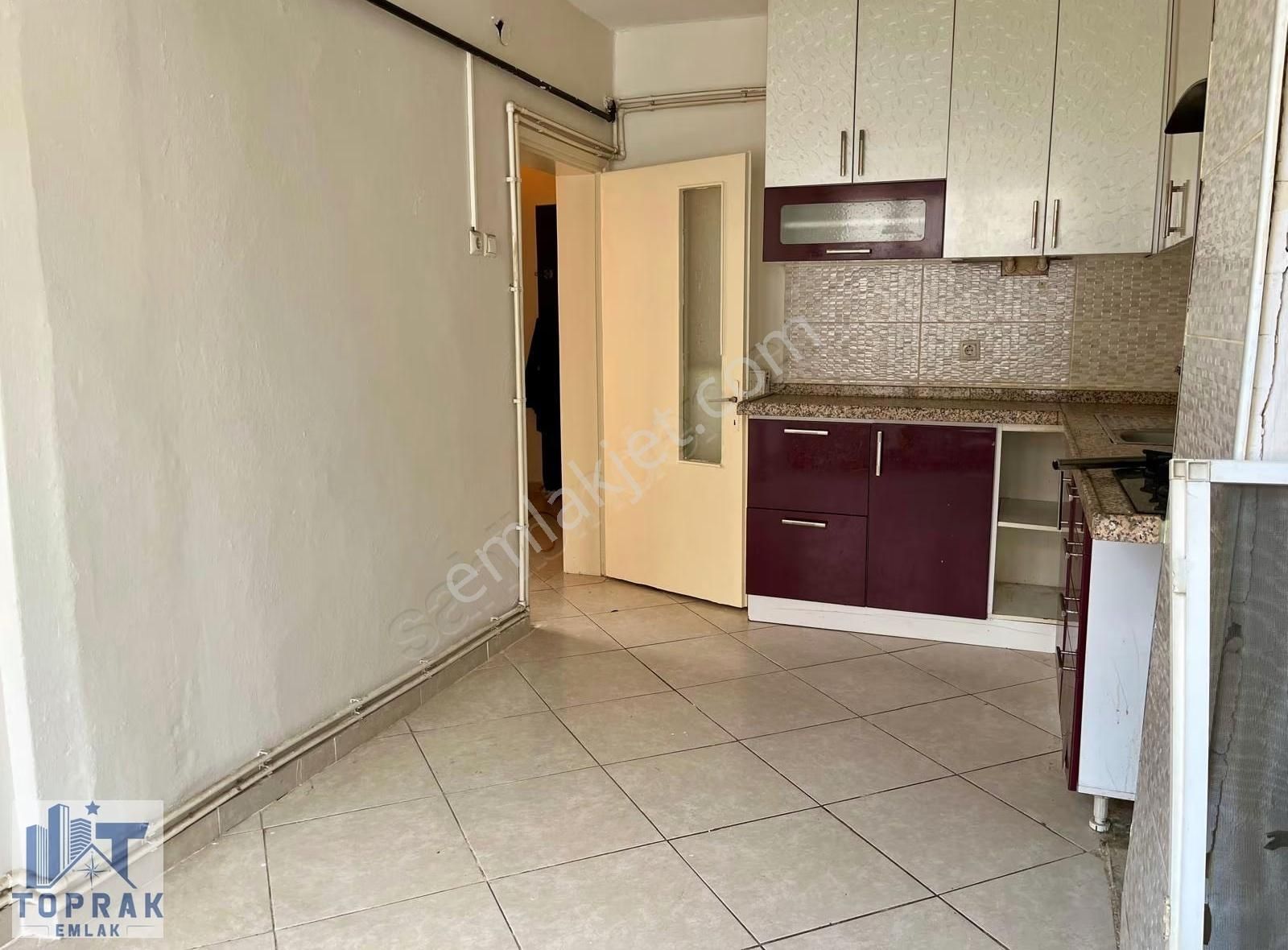 Toprak Emlak'tan Merkezi Konumda / Manzaralı / Ferah Kiralık 2+1 - Görsel 8