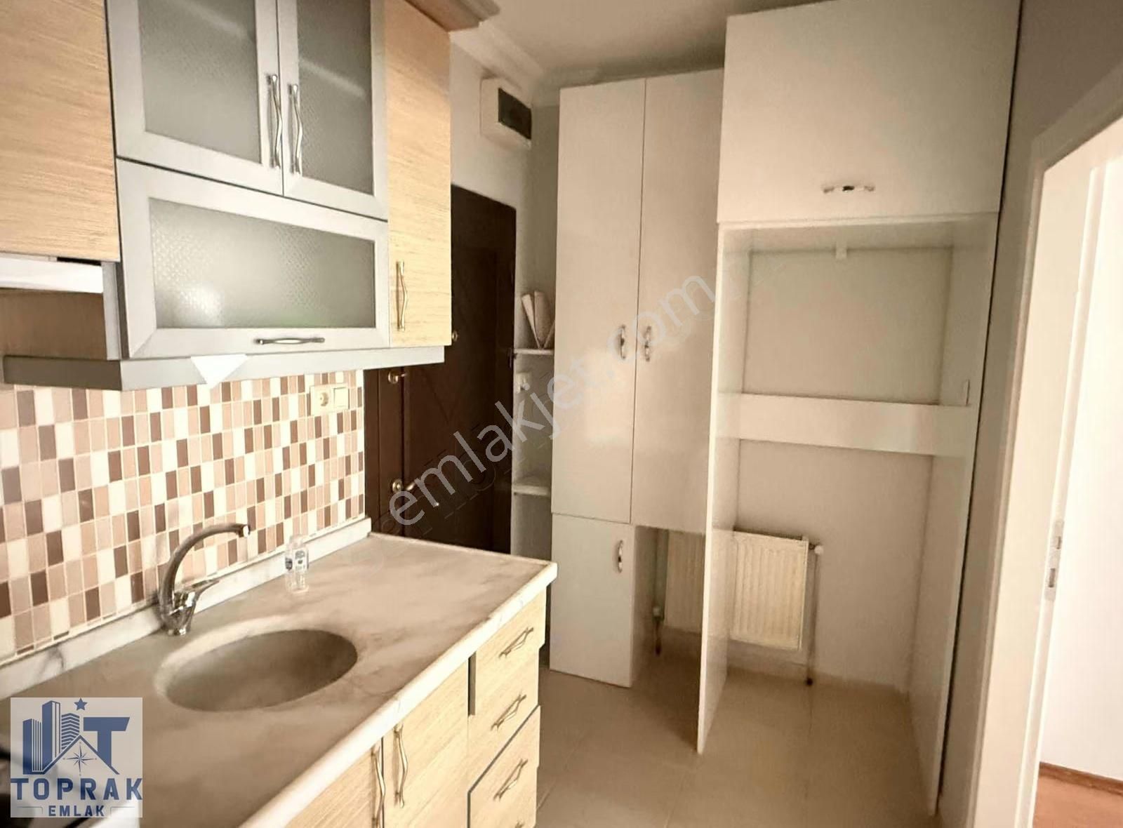 Toprak Emlaktan Şirintepe Mah.de Eczacılık Yakını Kiralık 1+1 - Görsel 5