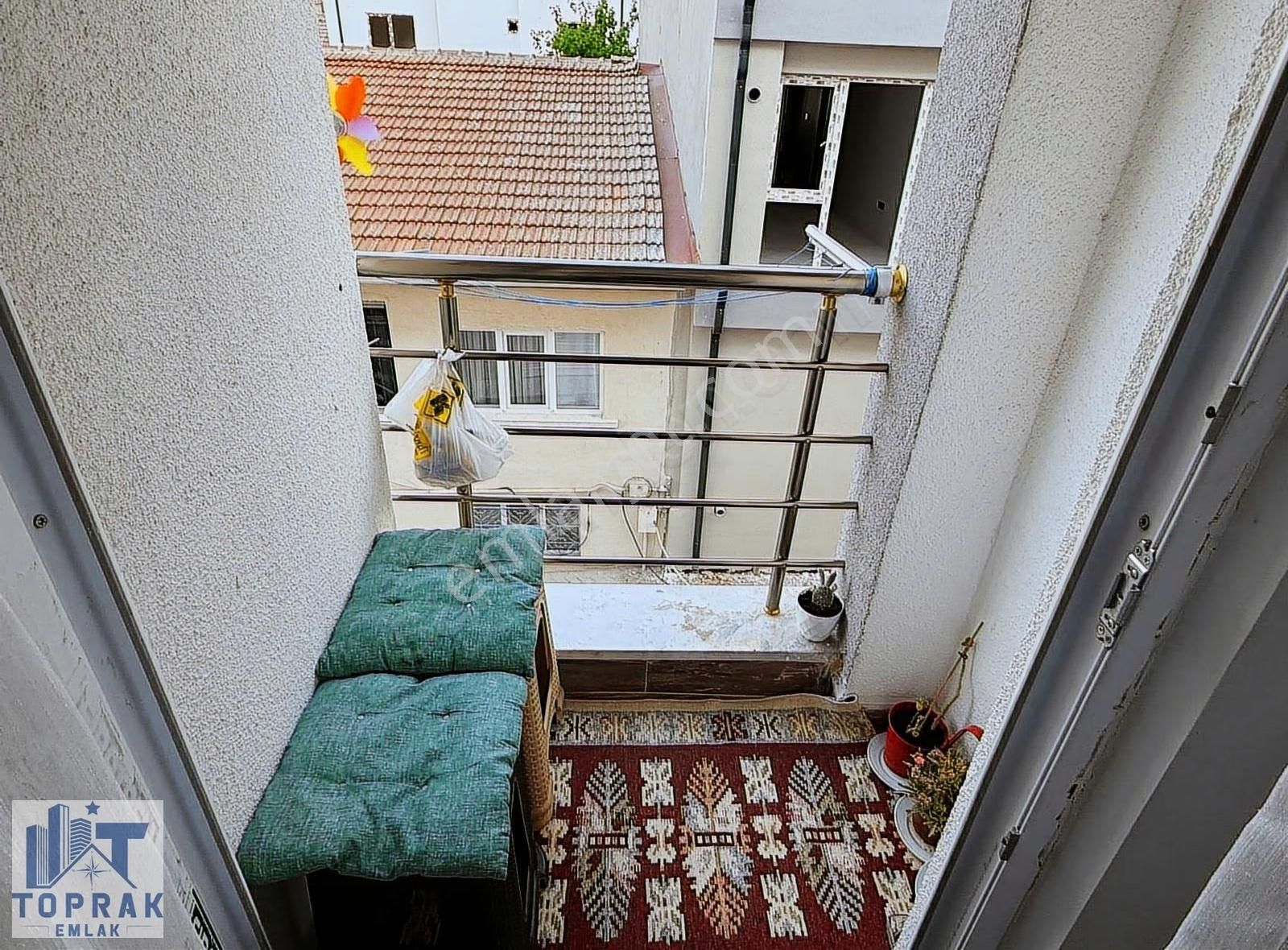 Toprak Emlaktan Şirintepe Anadolu Üni Yakını Ara Kat Satılık 2+0 - Görsel 9