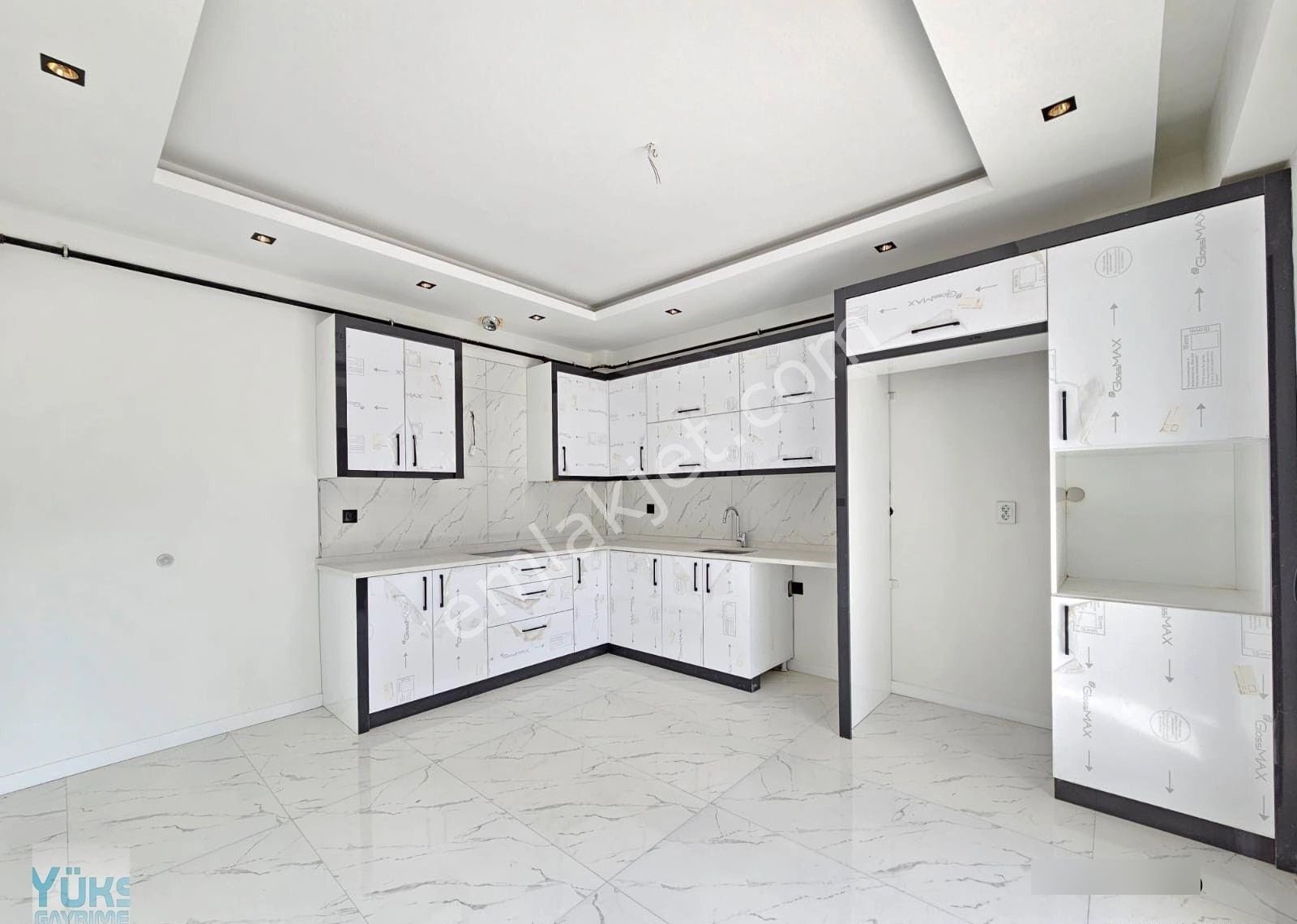 Denizli Çakmakta 3+1 170 M2 Merkezi Konumda Panjurlu Satılık Lüks Daire - Görsel 14