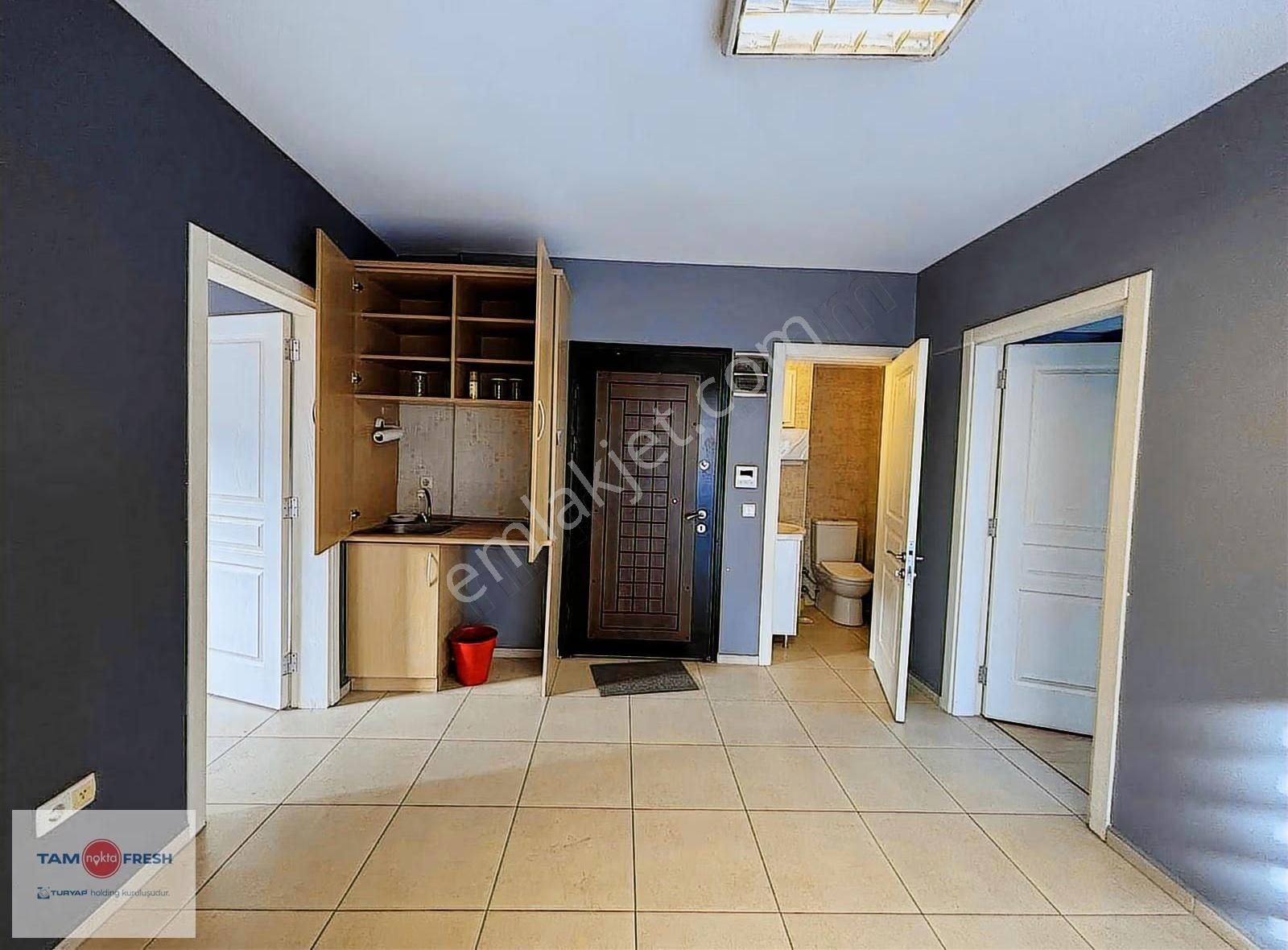 Urla'nın Merkezinde Kiralık 2+1 Ofis - Görsel 5
