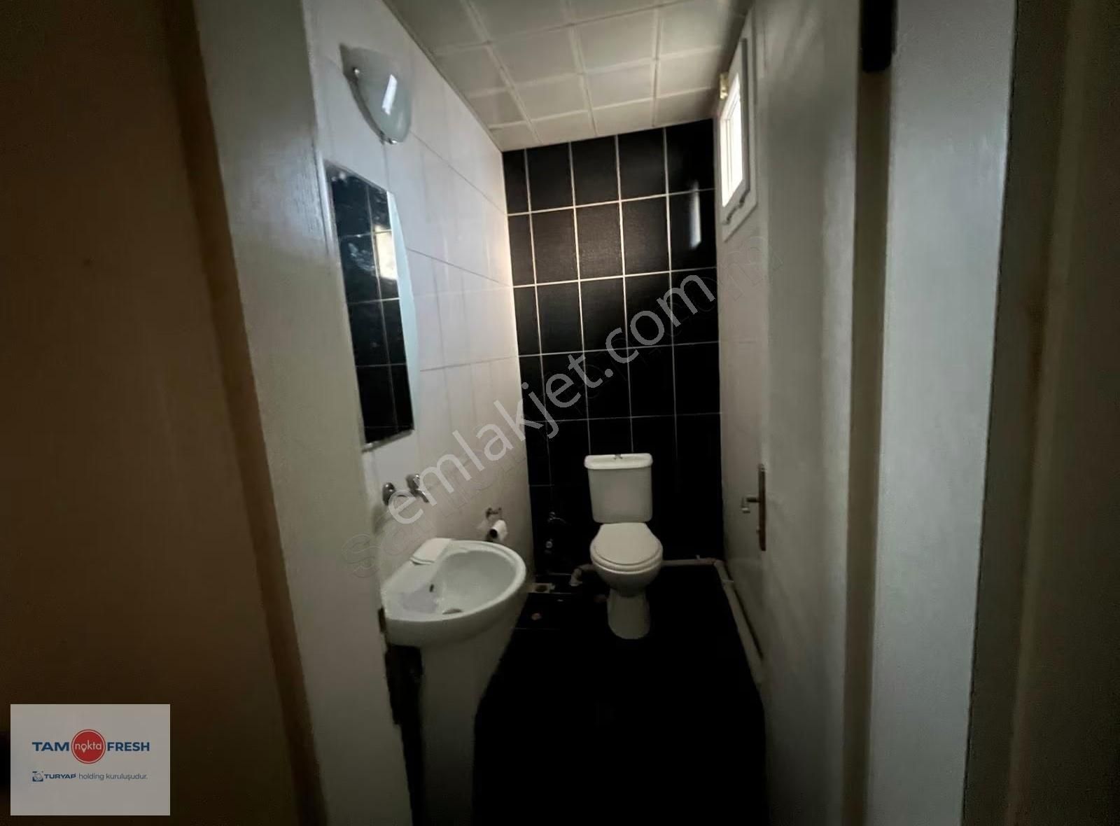 Hoca Ahmet Yesevi Caddesinde Kiralik Geniş Dükkan&mağaza - Görsel 3