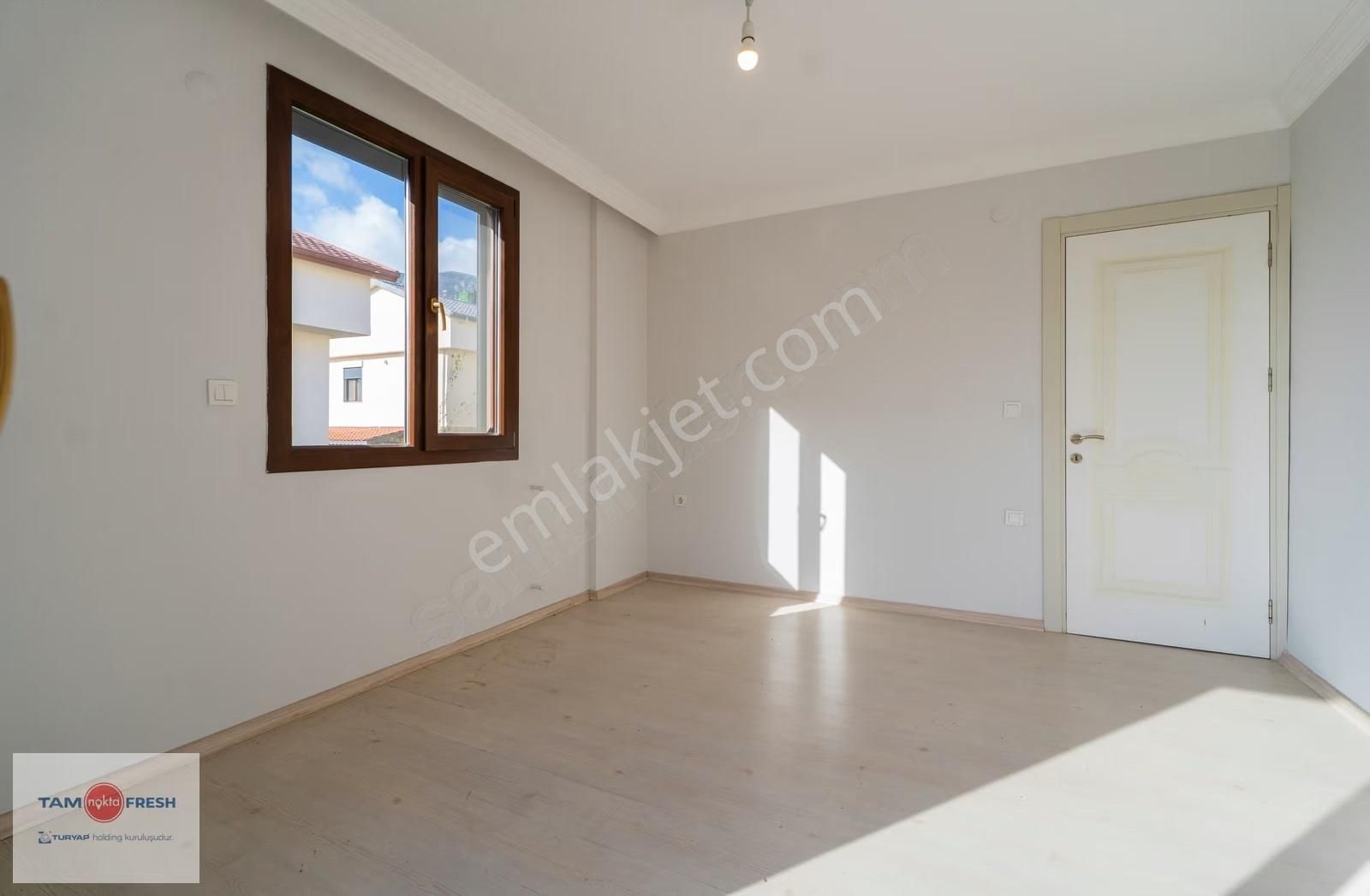 İskeleye Yürüme Mesafesinde, Tam Müstakil 4+1 Villa - Görsel 28