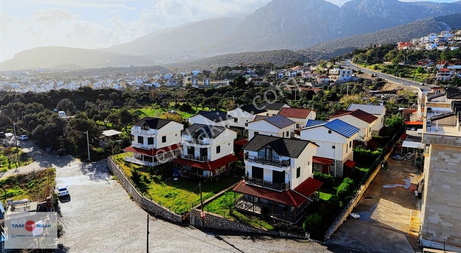 İskeleye Yürüme Mesafesinde, Tam Müstakil 4+1 Villa - Görsel 30