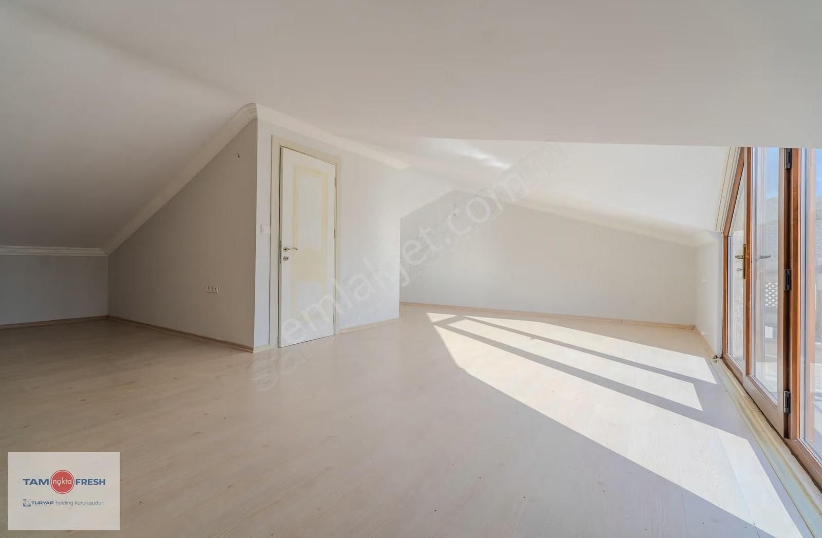 İskeleye Yürüme Mesafesinde, Tam Müstakil 4+1 Villa - Görsel 18