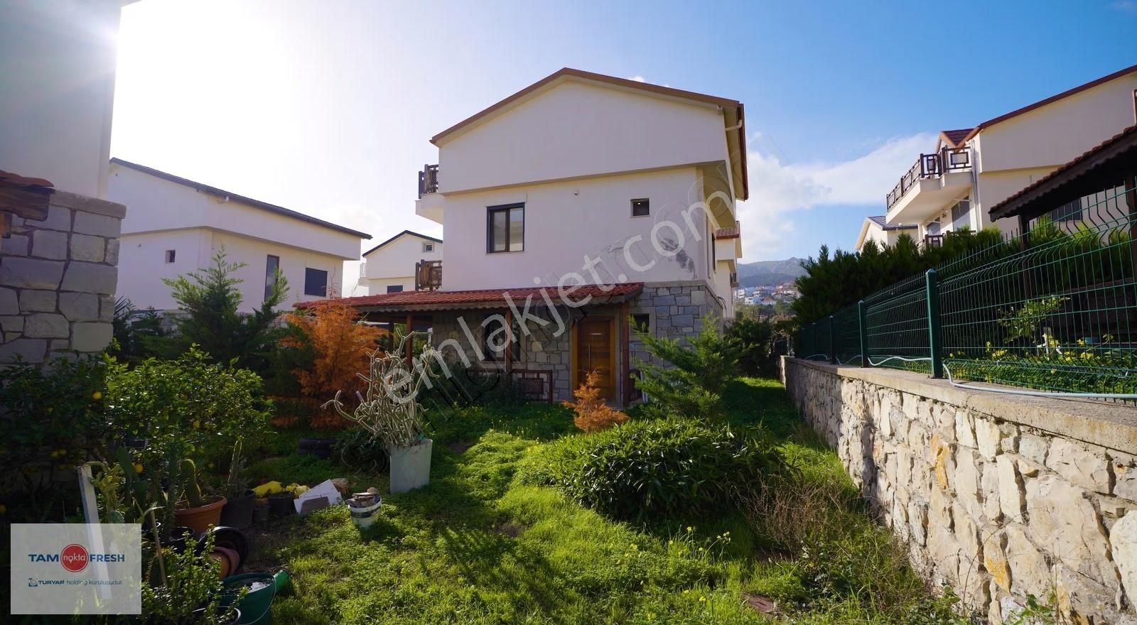 İskeleye Yürüme Mesafesinde, Tam Müstakil 4+1 Villa - Görsel 21