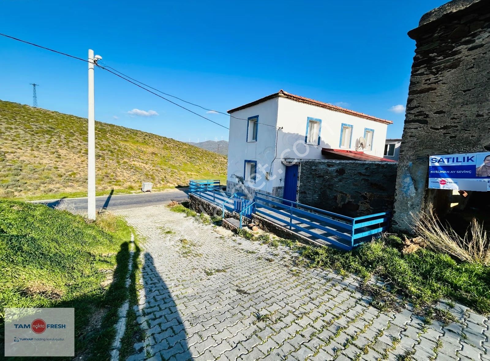 Parlak Köyü Merkezinde, Köşe Konumlu 50 M² Yatırımlık Arsa - Görsel 3