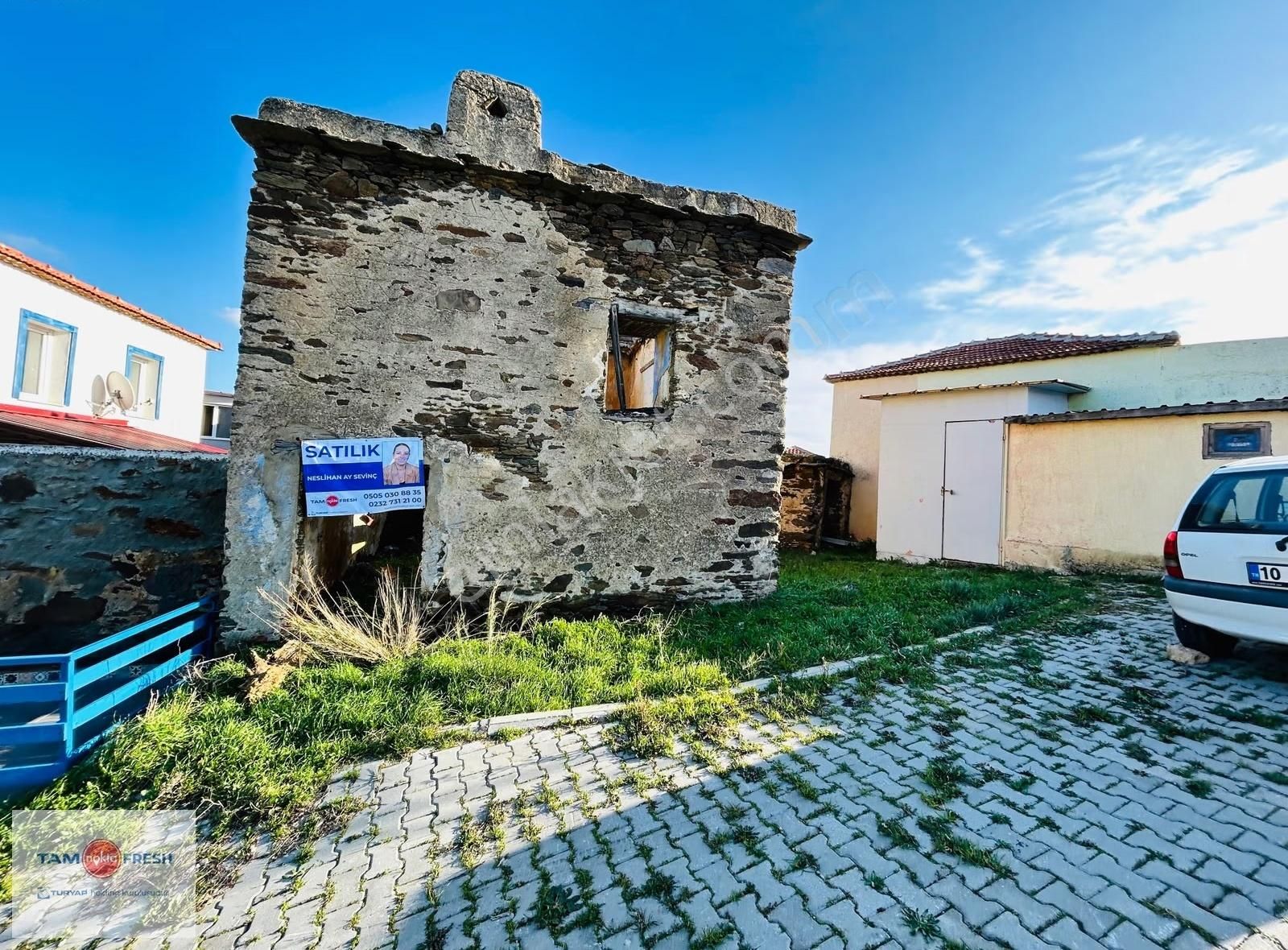 Parlak Köyü Merkezinde, Köşe Konumlu 50 M² Yatırımlık Arsa - Görsel 13