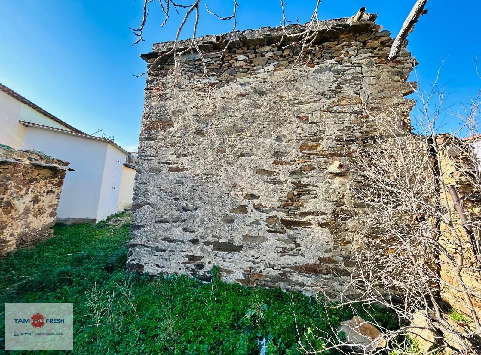 Parlak Köyü Merkezinde, Köşe Konumlu 50 M² Yatırımlık Arsa - Görsel 17