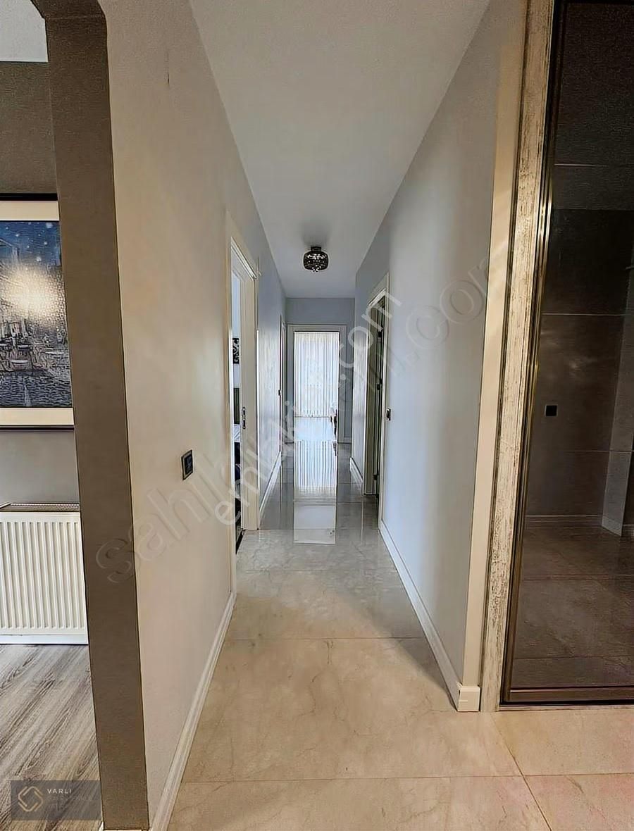 Nilüfer Kayapa Kumova Batıkentte Havuzlu Sitede Manzaralı 3+1 - Görsel 5