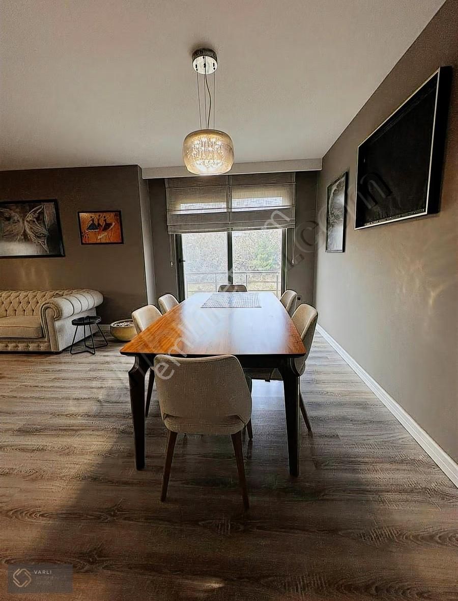 Nilüfer Kayapa Kumova Batıkentte Havuzlu Sitede Manzaralı 3+1 - Görsel 11